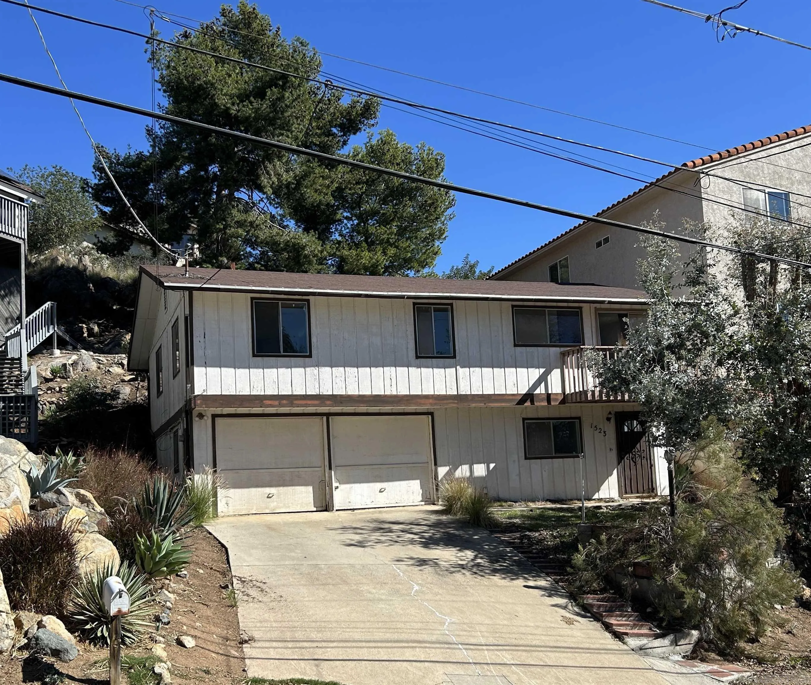 1523 San Miguel