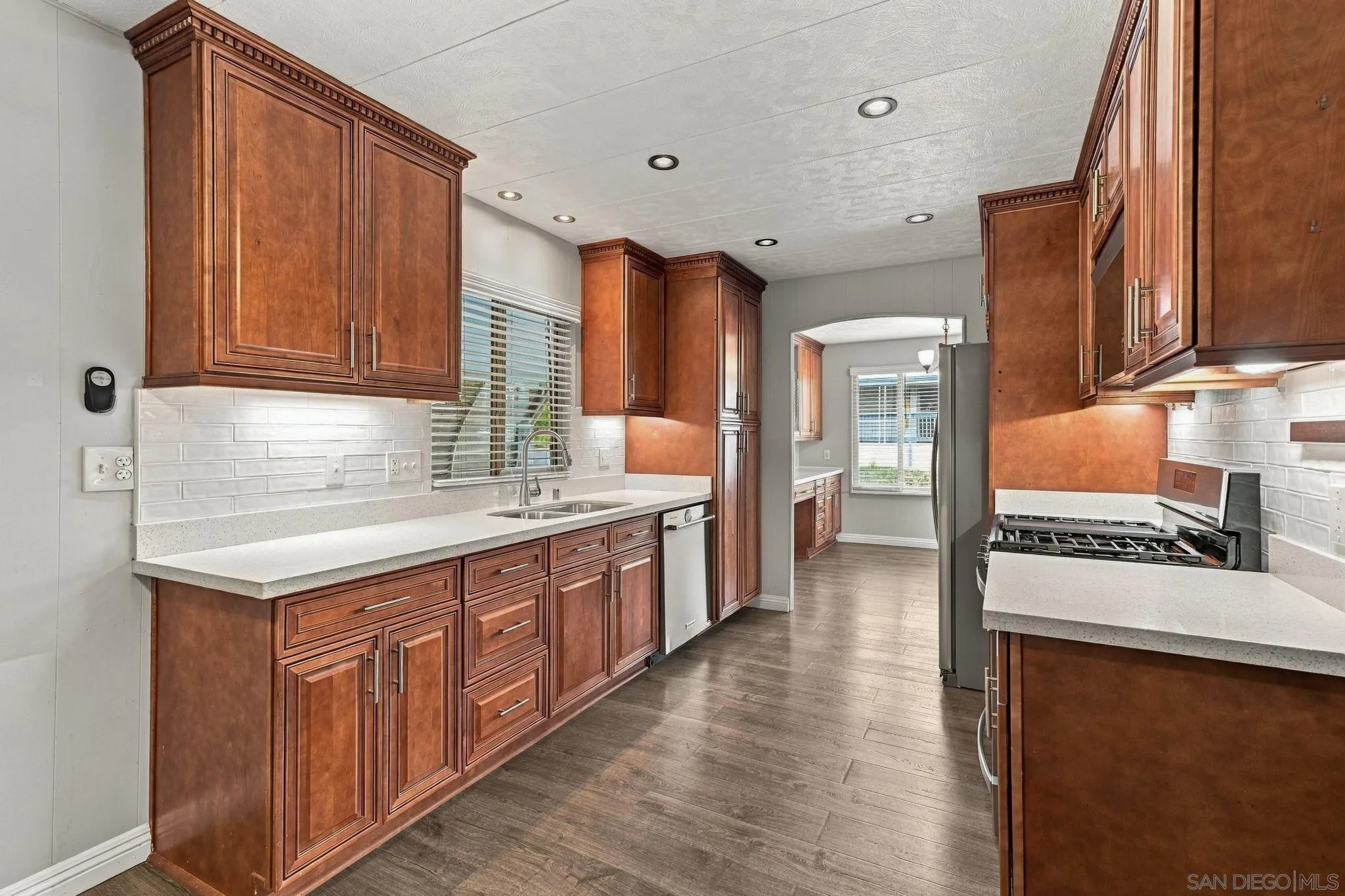 1145 E Barham, #SPC 186, San Marcos, CA 92078 1145 E Barham, #SPC 186, San Marcos, CA 92078