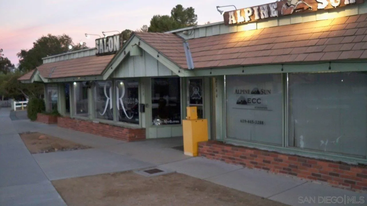 2140 Alpine Blvd, Alpine, CA 91901