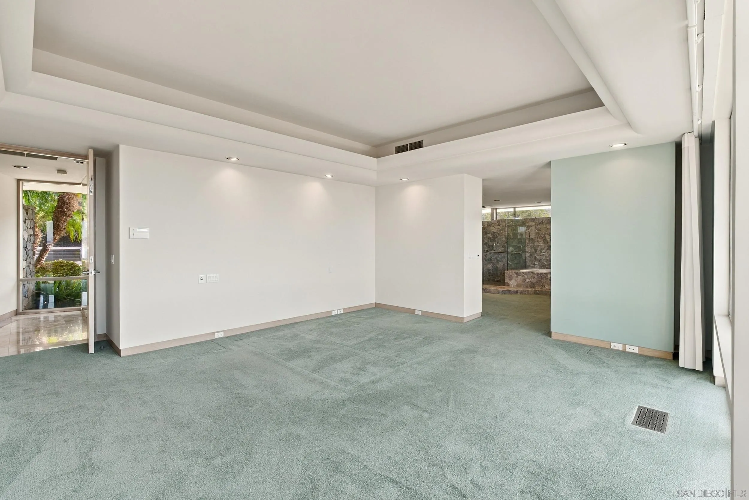 https://cdn.realtyfeed.com/cdn/127/260025734/30f5608ce8d53ea25161458a09bb2a3e.webp
