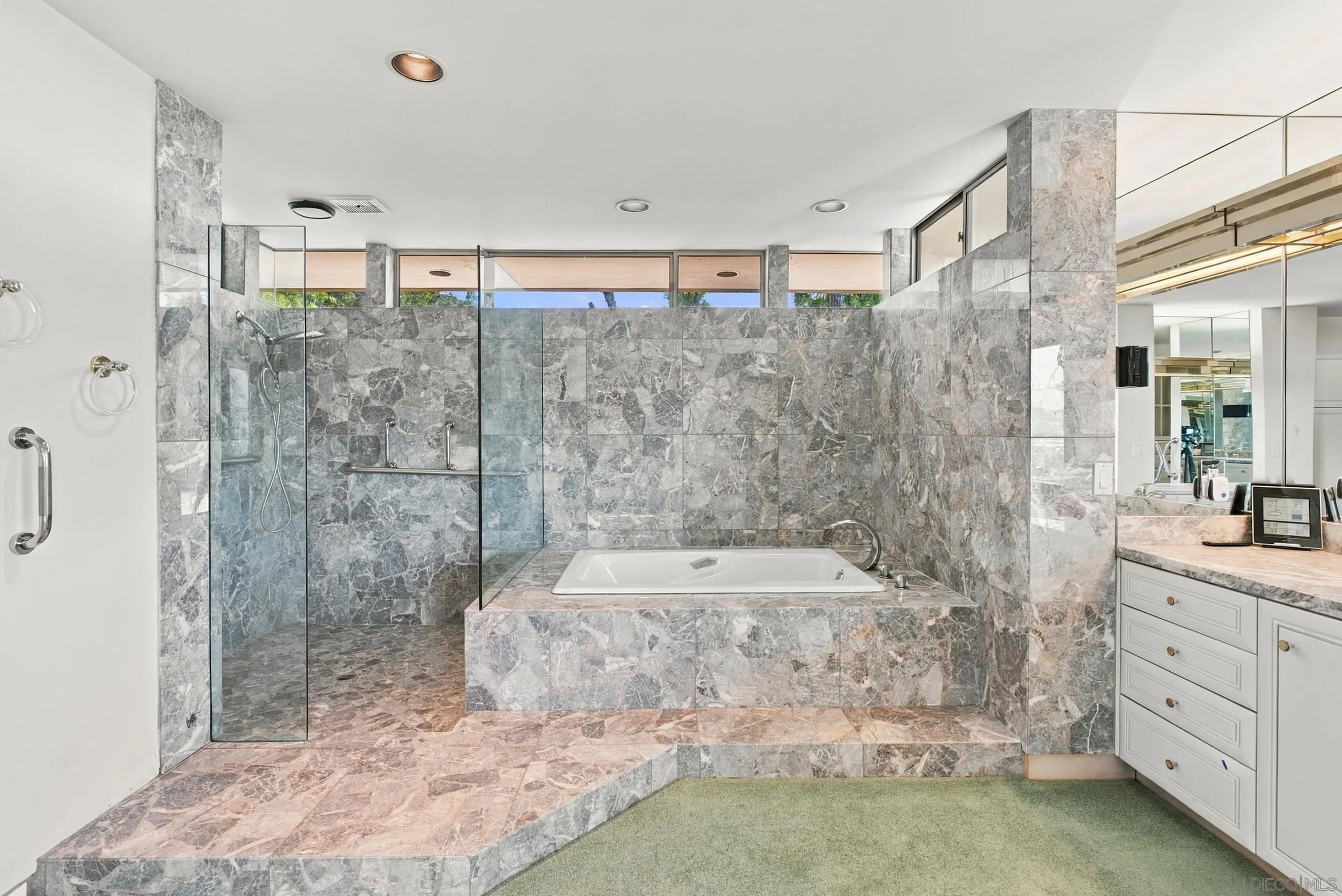 https://cdn.realtyfeed.com/cdn/127/260025734/48c14dd5716c10a570b97573affe3d6a.webp
