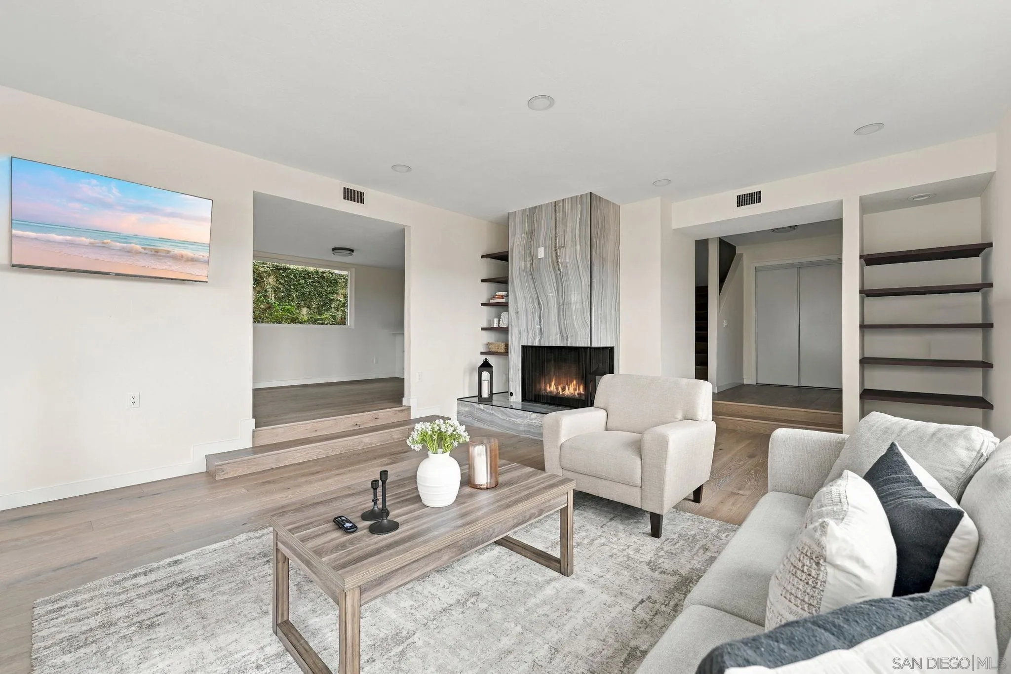 4008 Ampudia St, San Diego, CA 92110 4008 Ampudia St, San Diego, CA 92110