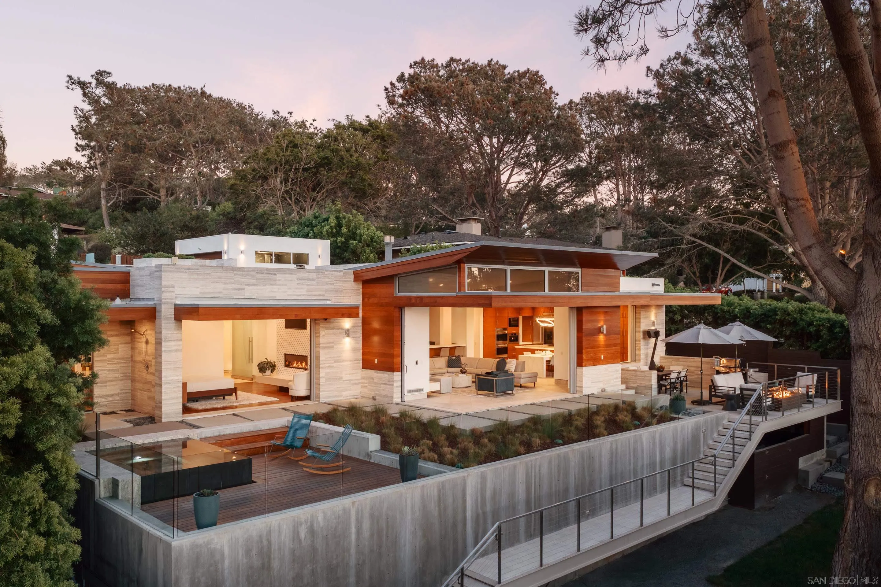 116 Nob Ave, Del Mar, CA 92014 116 Nob Ave, Del Mar, CA 92014