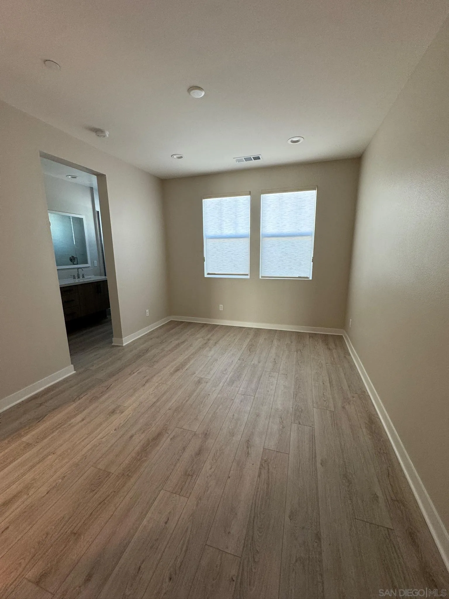 13122 Lumen Way, San Diego, CA 92130 Primary Bedroom