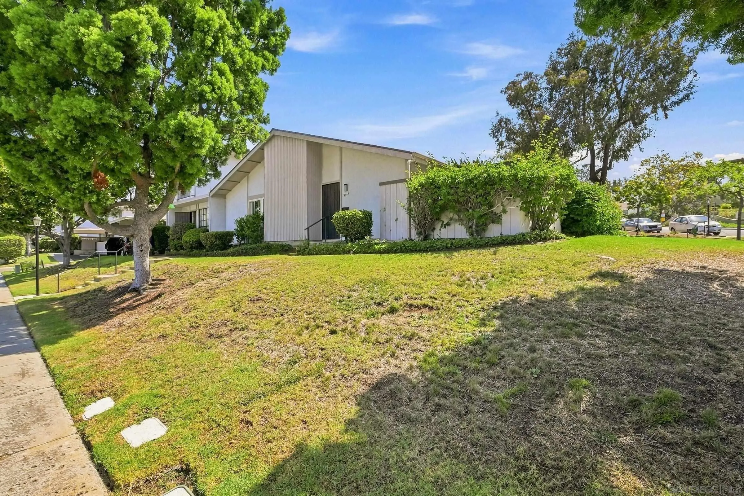 9645 Easter Way, San Diego, CA 92121 9645 Easter Way, San Diego, CA 92121