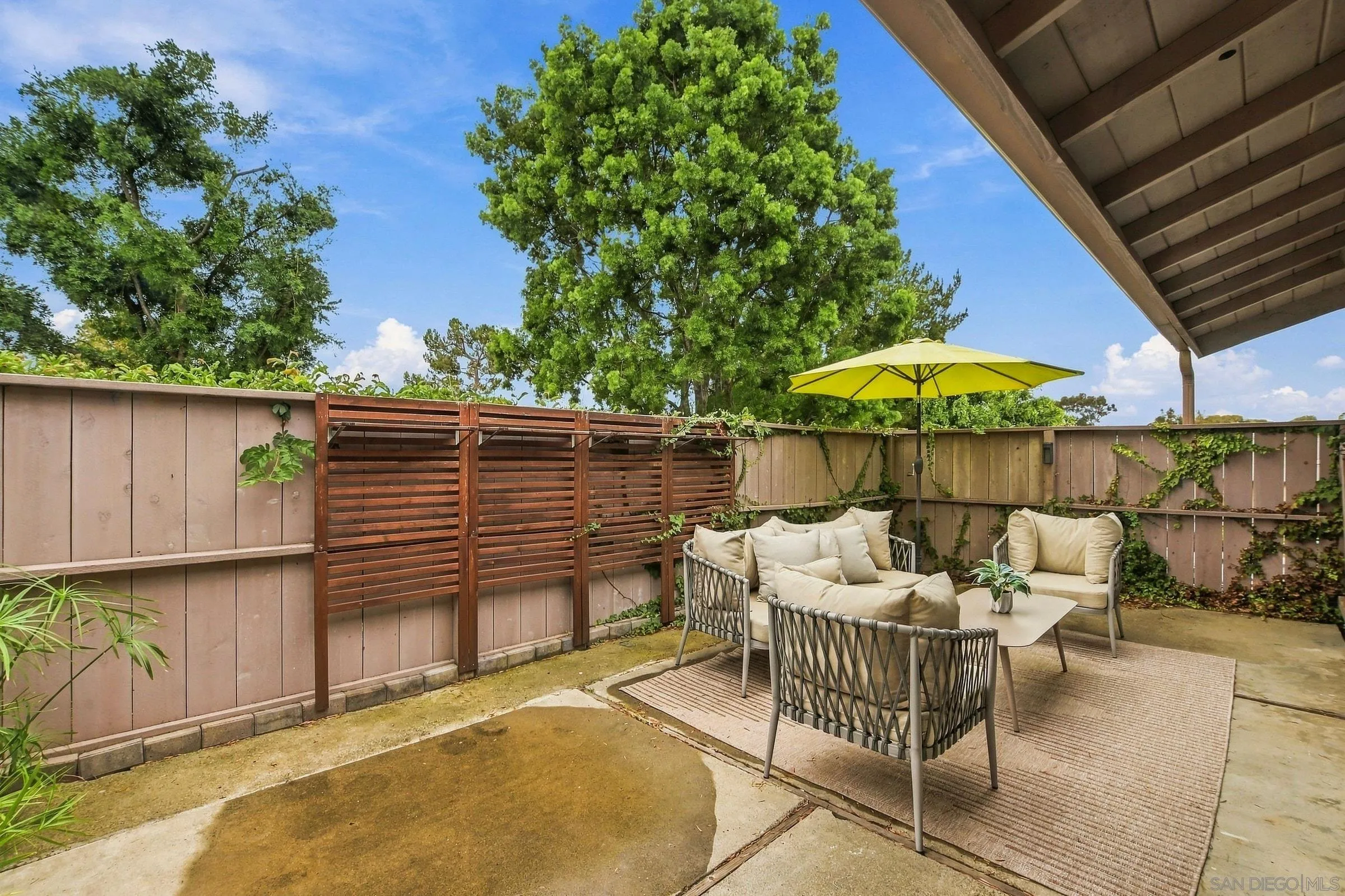 9645 Easter Way, San Diego, CA 92121 9645 Easter Way, San Diego, CA 92121
