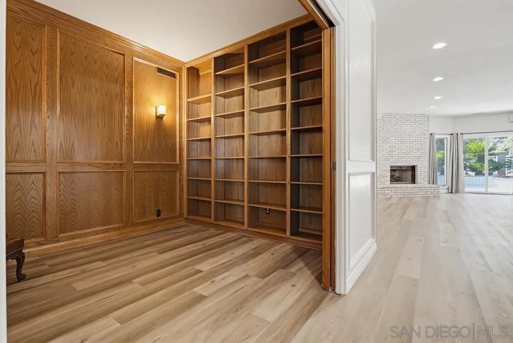 https://cdn.realtyfeed.com/cdn/127/260025749/0f218d4b004cb2b4438171ad879a6e06.webp