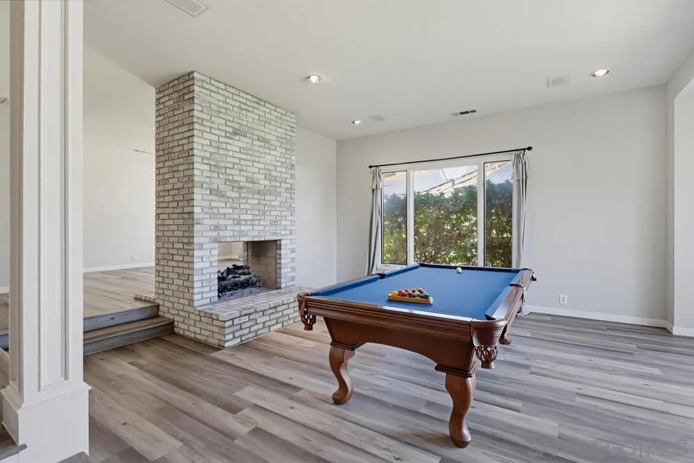 https://cdn.realtyfeed.com/cdn/127/260025749/62bc3de80ae013fa982a36ddeaef5fd9.webp