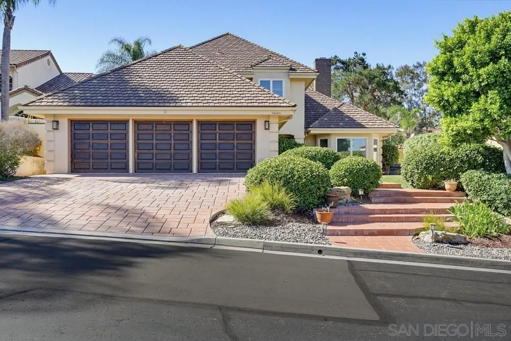 https://cdn.realtyfeed.com/cdn/127/260025749/d9b1ea44bd20ebefcc7aaacb63b50e26.webp
