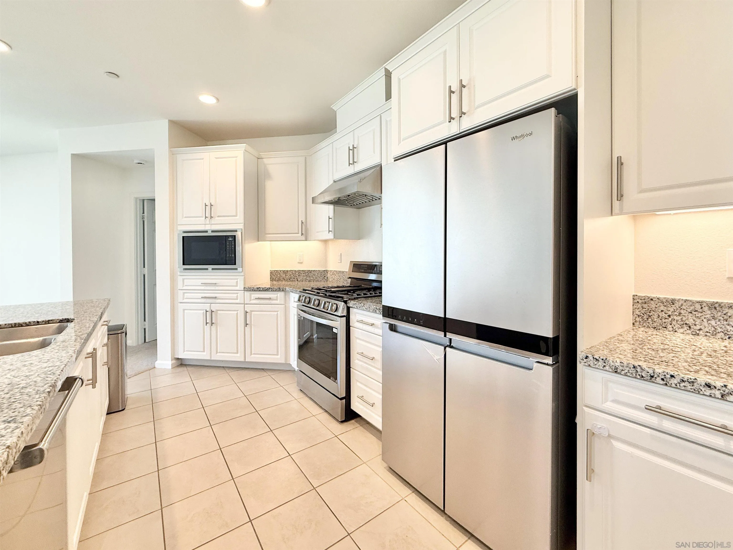 1047 Piedmont Road, San Marcos, CA 92069 1047 Piedmont Road, San Marcos, CA 92069