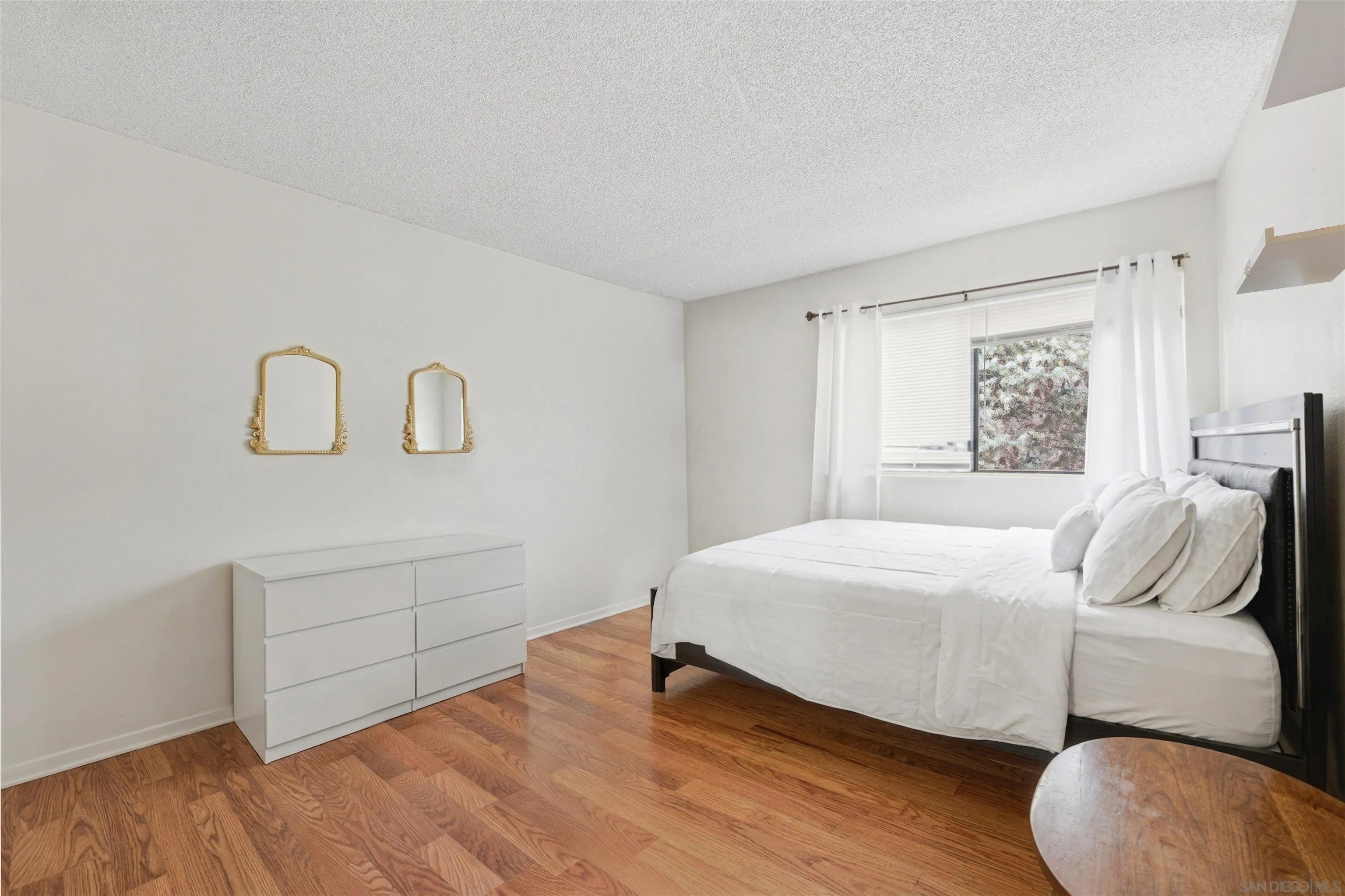 2036 Canyon Dr, Oceanside, CA 92054 2036 Canyon Dr, Oceanside, CA 92054