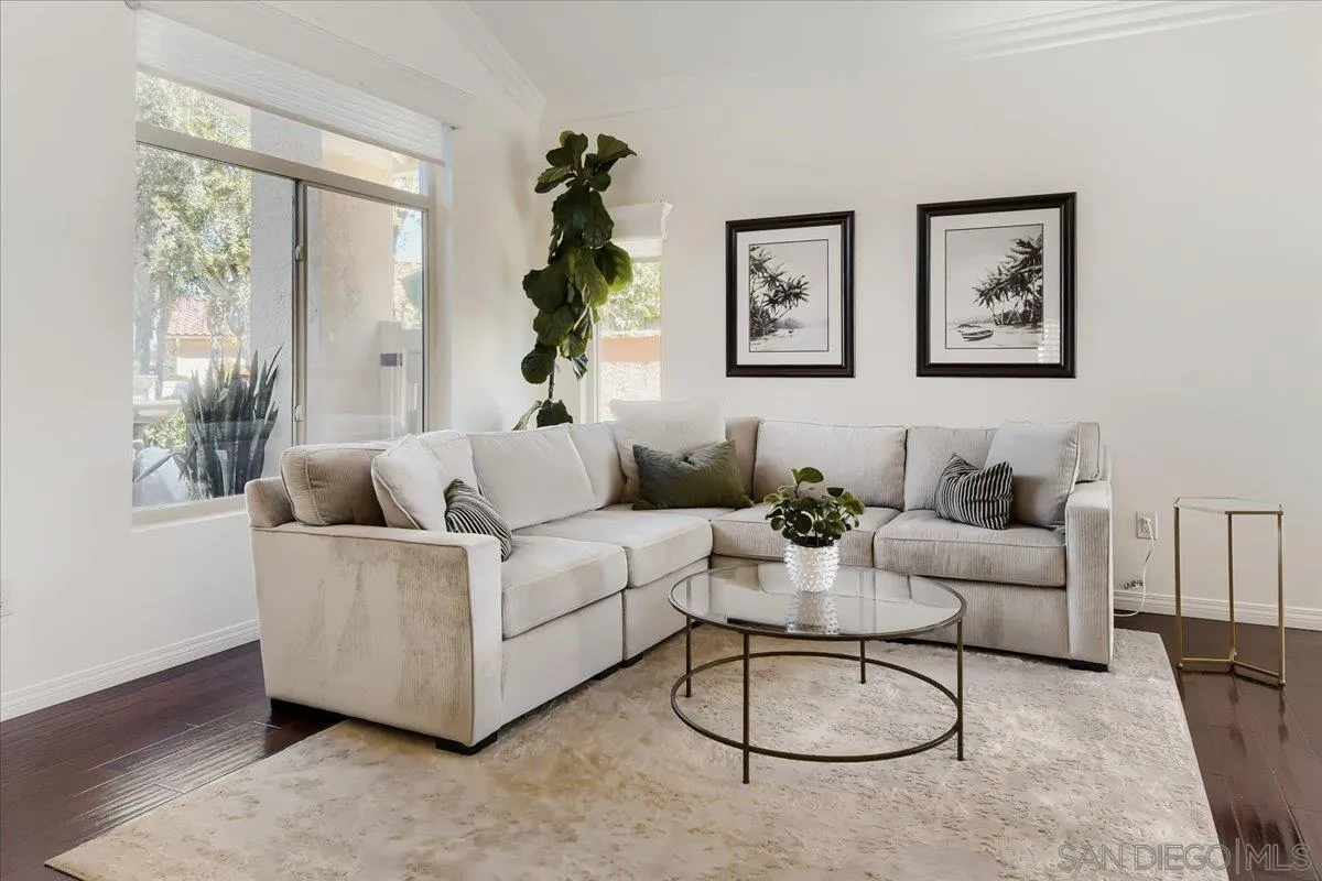 1919 Alderwood Cir, Vista, CA 92081 1919 Alderwood Cir, Vista, CA 92081