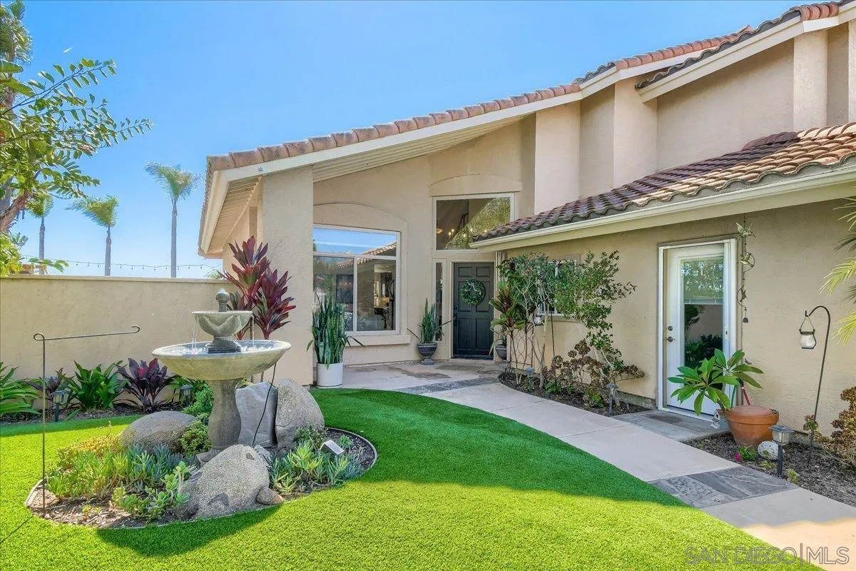 1919 Alderwood Cir, Vista, CA 92081 1919 Alderwood Cir, Vista, CA 92081