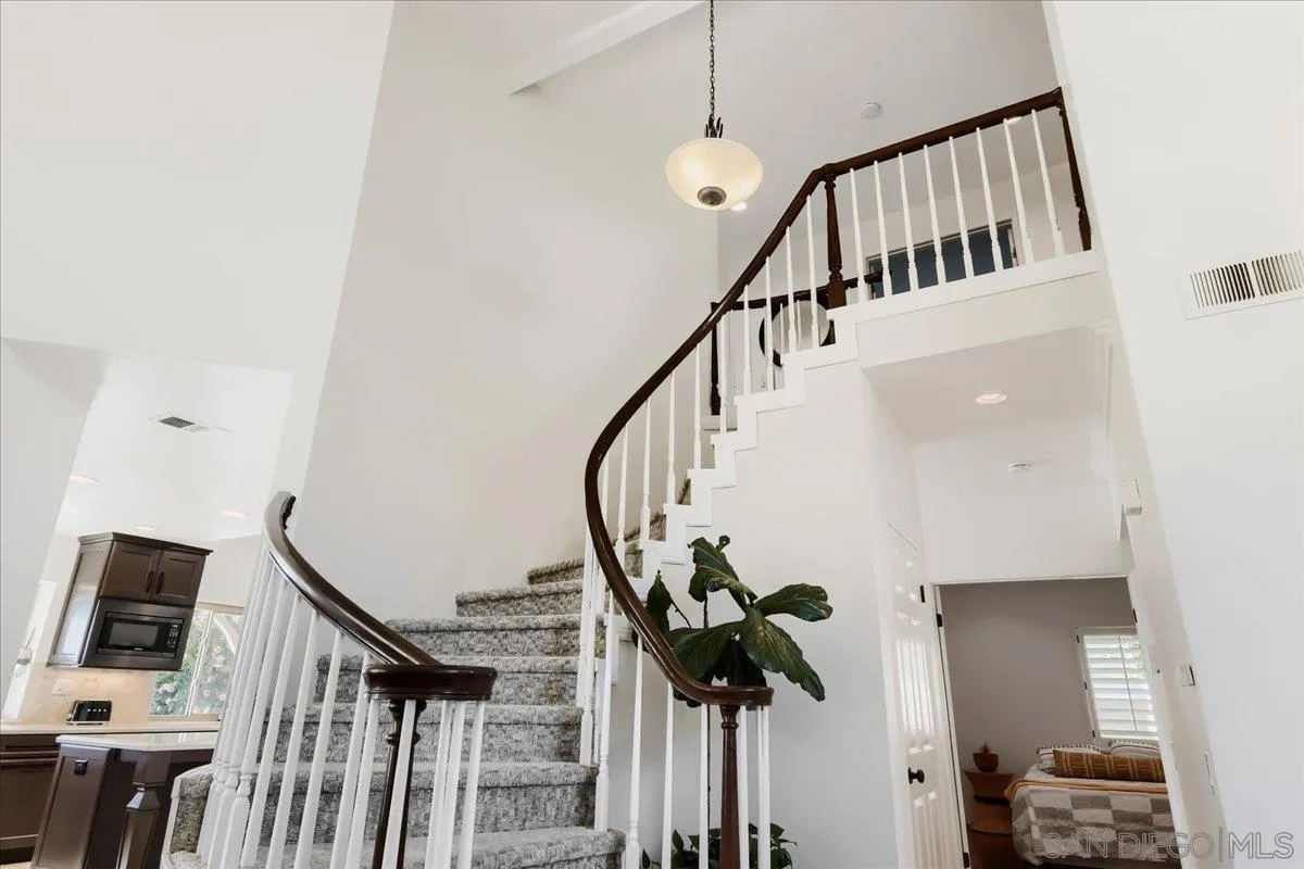 1919 Alderwood Cir, Vista, CA 92081 1919 Alderwood Cir, Vista, CA 92081