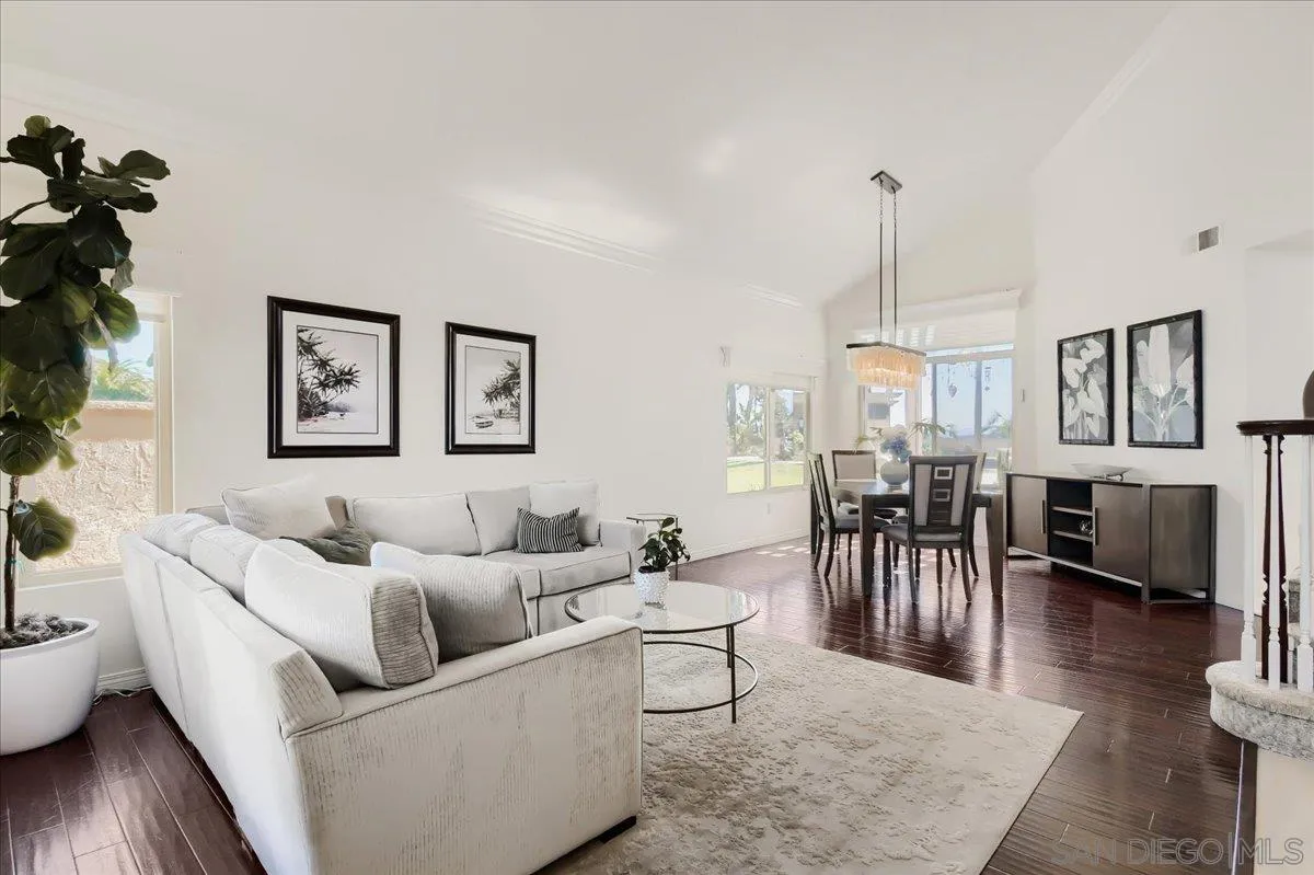 1919 Alderwood Cir, Vista, CA 92081 1919 Alderwood Cir, Vista, CA 92081