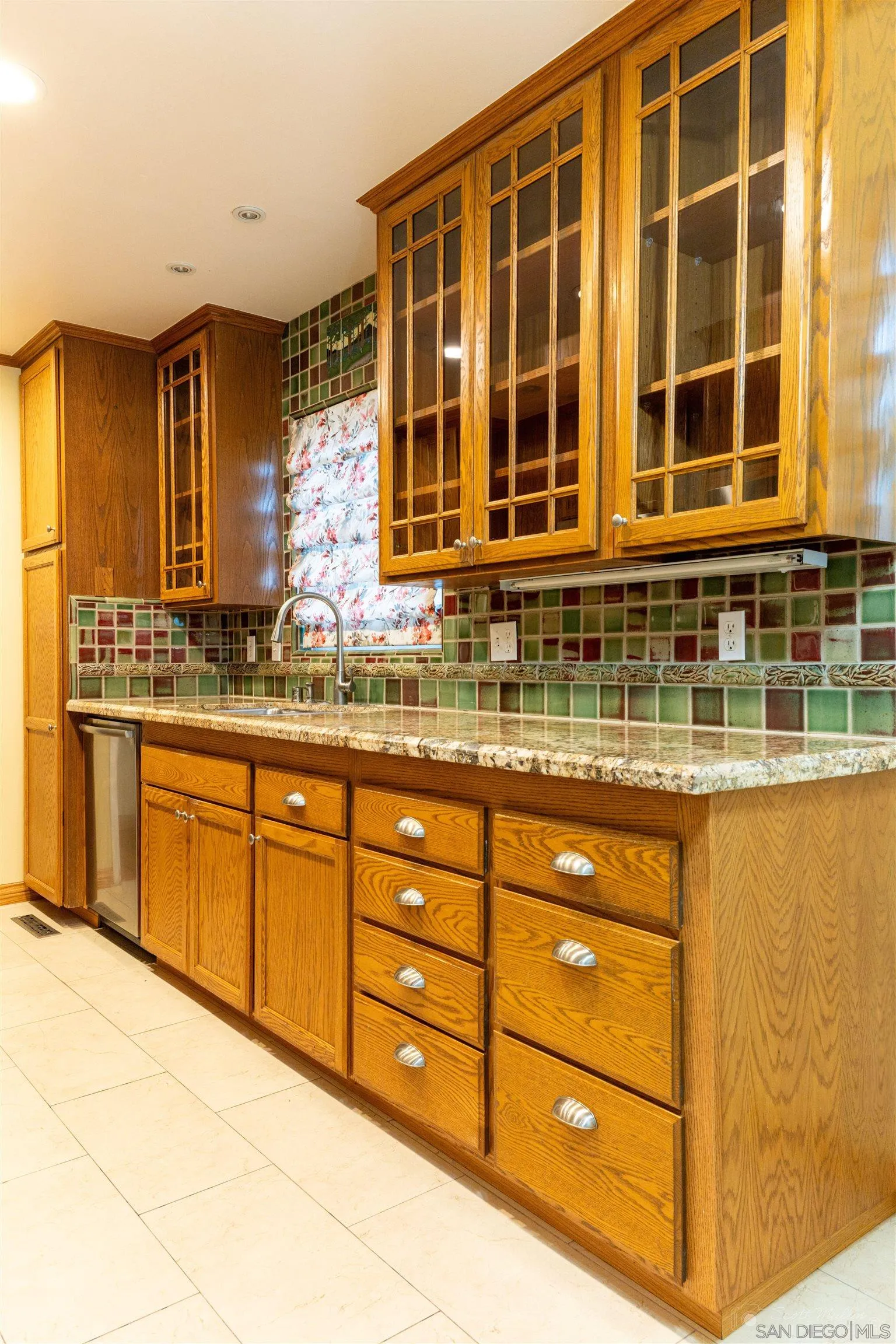 https://cdn.realtyfeed.com/cdn/127/260025776/87f85e854541ffc12ab83c0a82107de7.webp