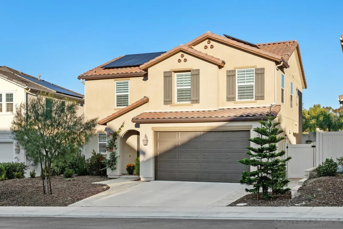 8681 Camden Drive, Santee, CA 92071 8681 Camden Drive, Santee, CA 92071