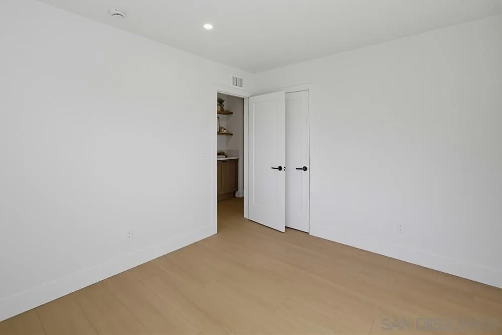 https://cdn.realtyfeed.com/cdn/127/260025782/58c7d2ade7605b2e8505538d30f120fe.webp