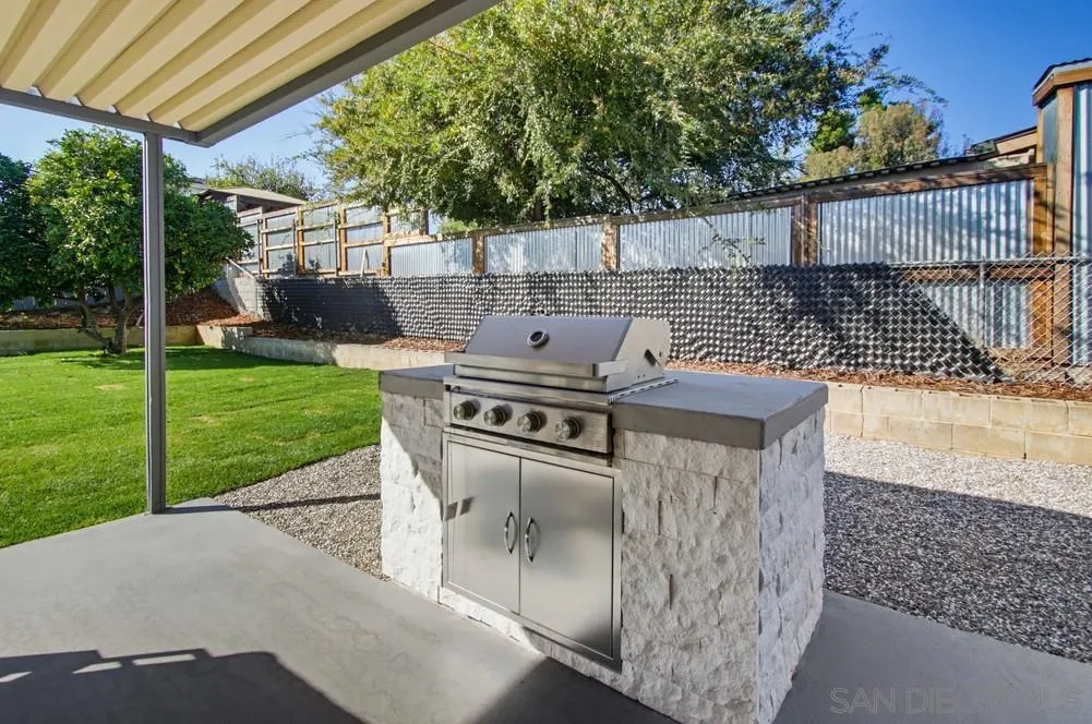 https://cdn.realtyfeed.com/cdn/127/260025782/86b96414495340e79ae855fe7d4a429d.webp