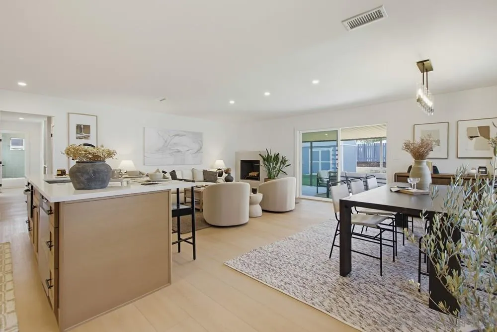 https://cdn.realtyfeed.com/cdn/127/260025782/f07e5f450d58a5231d2ad84c4689dece.webp