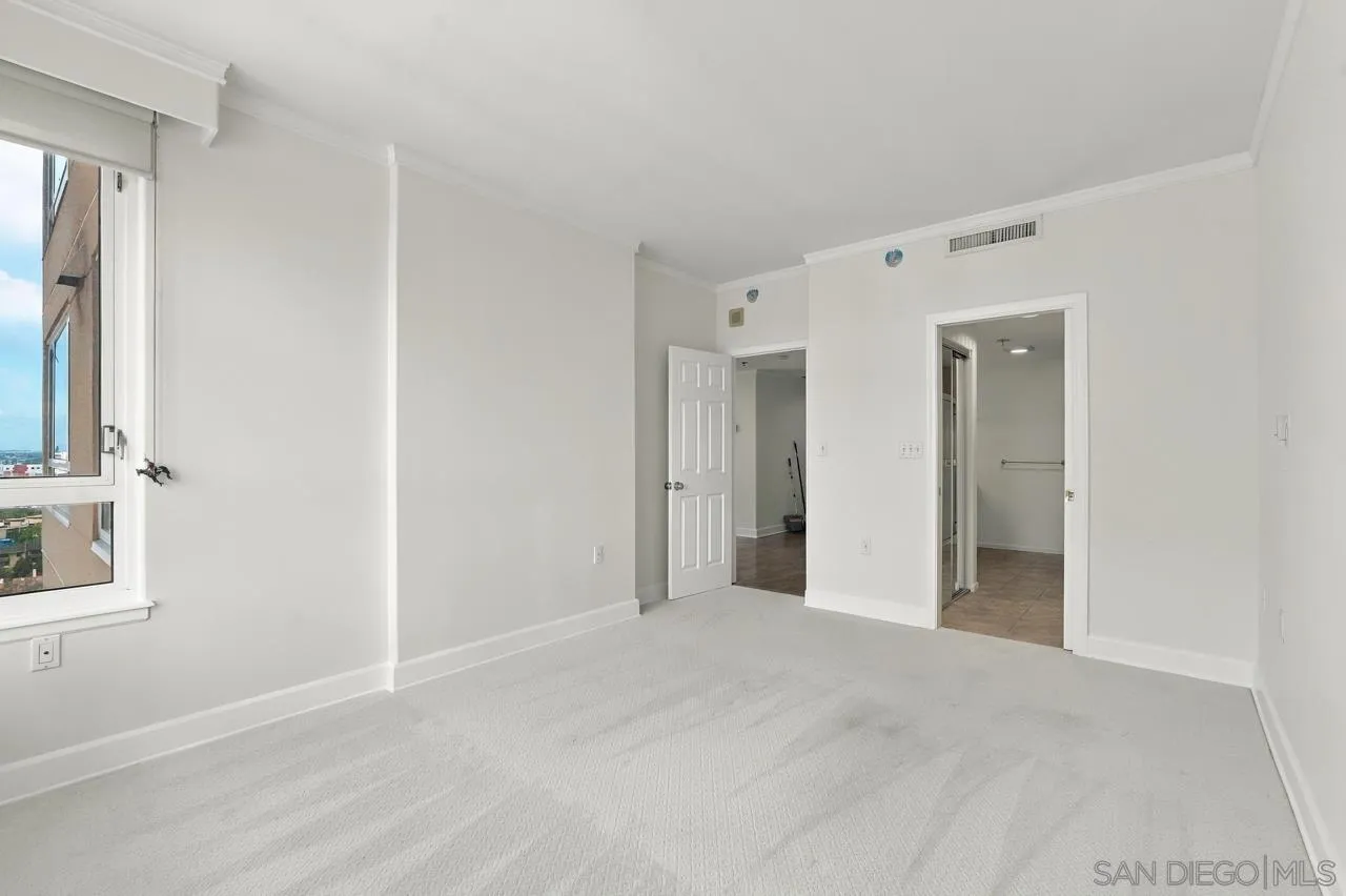 3890 Nobel, #1403, San Diego, CA 92122 3890 Nobel, #1403, San Diego, CA 92122