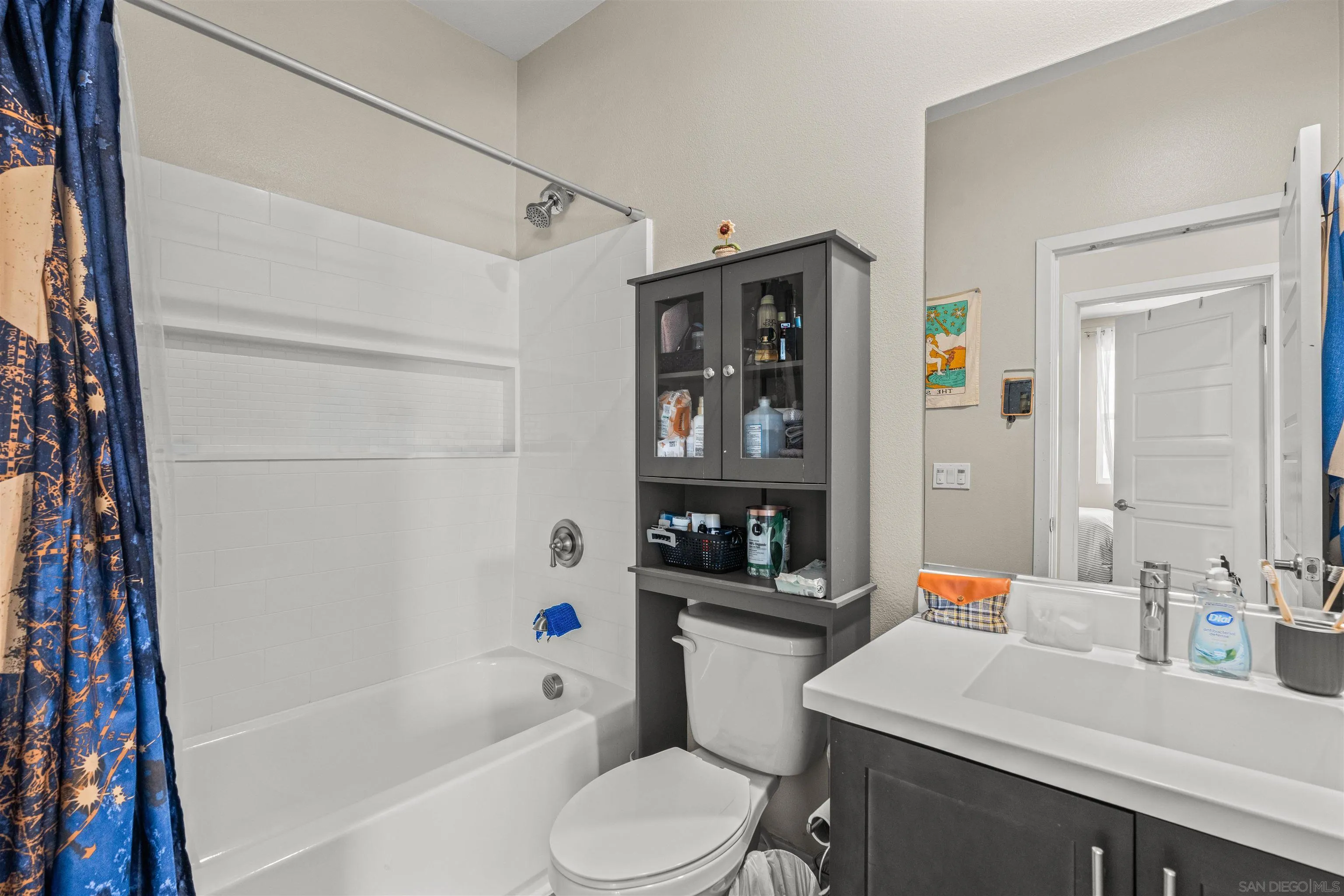 2126 Celestial Way, #4, Chula Vista, CA 91915 2126 Celestial Way, #4, Chula Vista, CA 91915