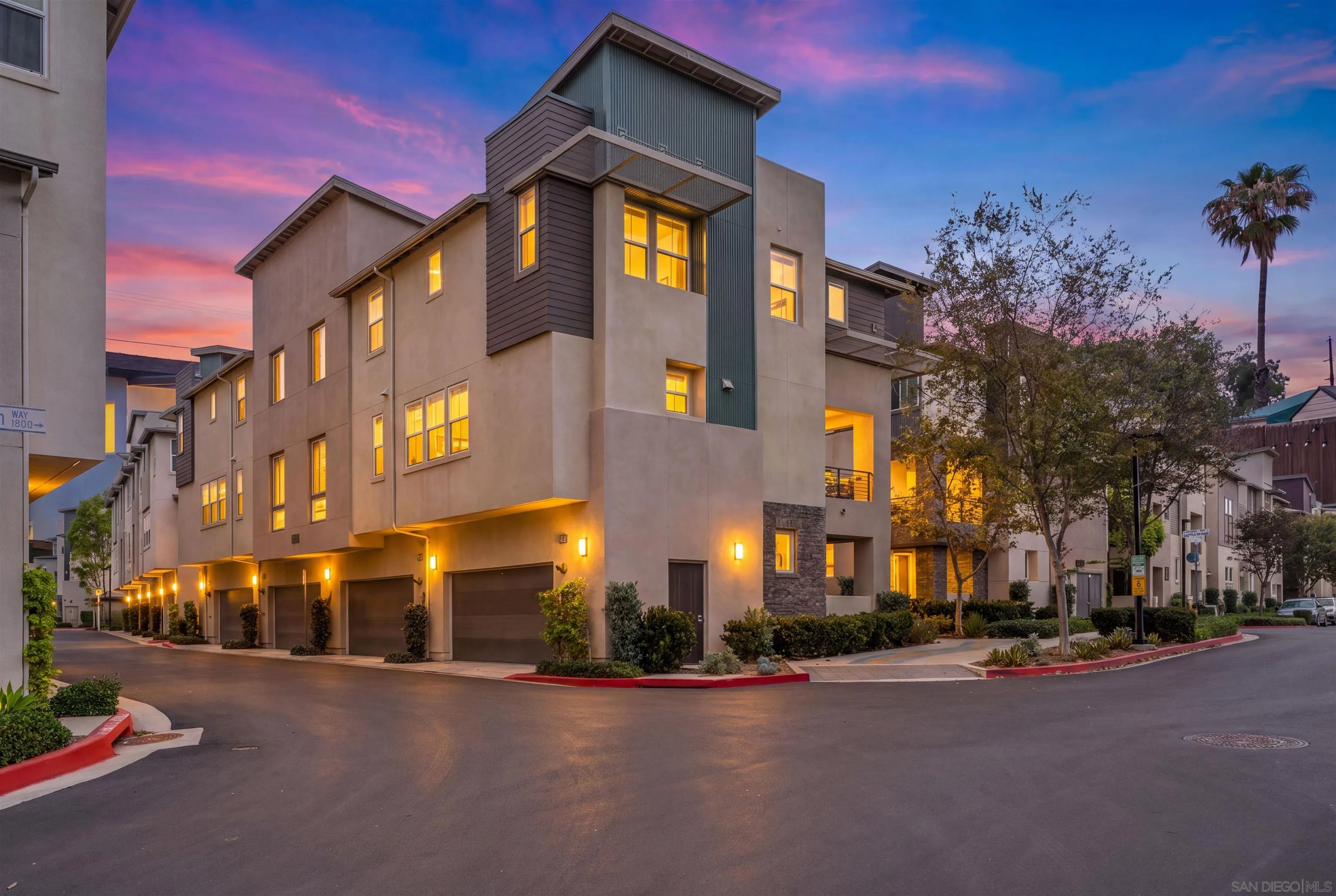 2126 Celestial Way, #4, Chula Vista, CA 91915 2126 Celestial Way, #4, Chula Vista, CA 91915