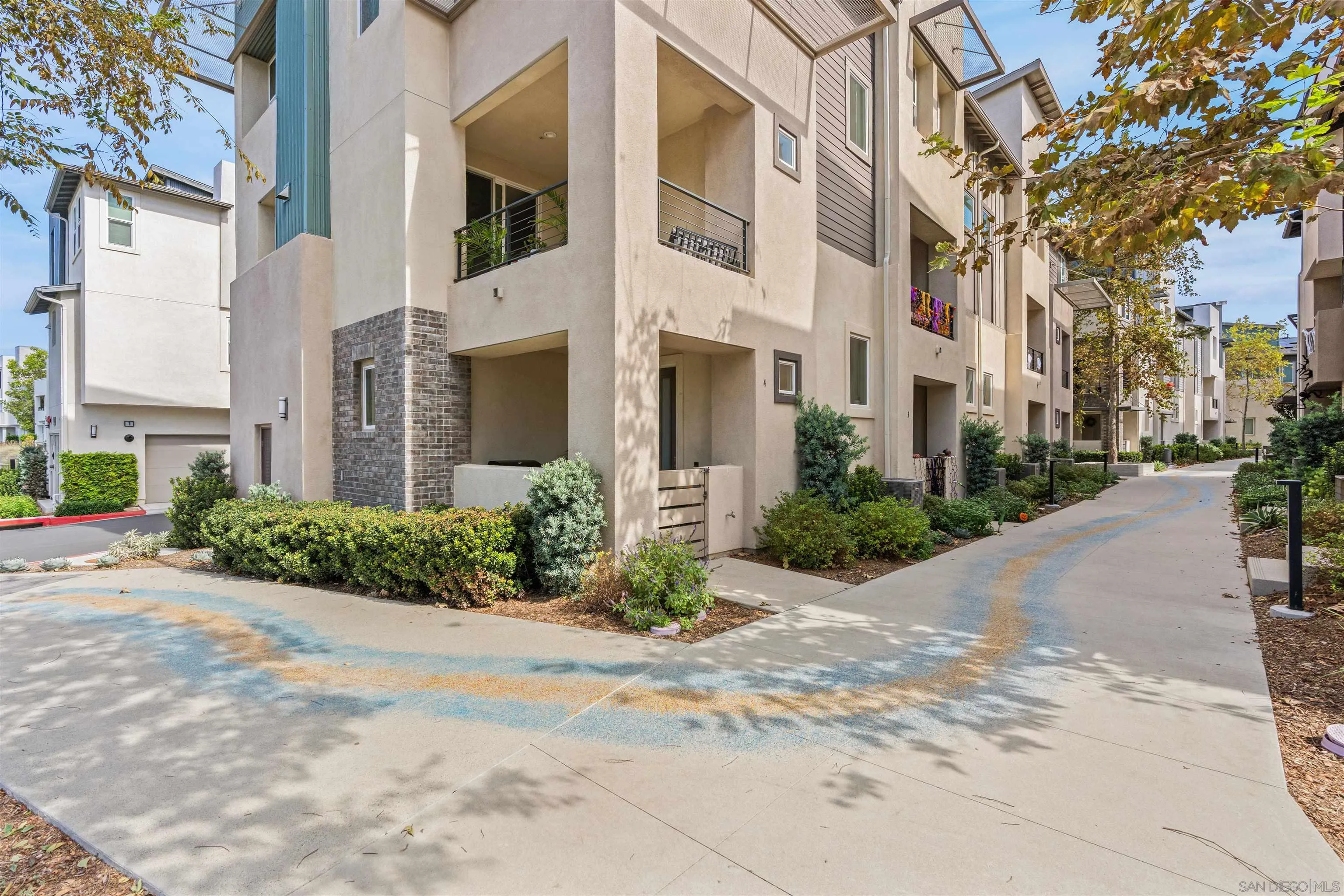2126 Celestial Way, #4, Chula Vista, CA 91915 2126 Celestial Way, #4, Chula Vista, CA 91915