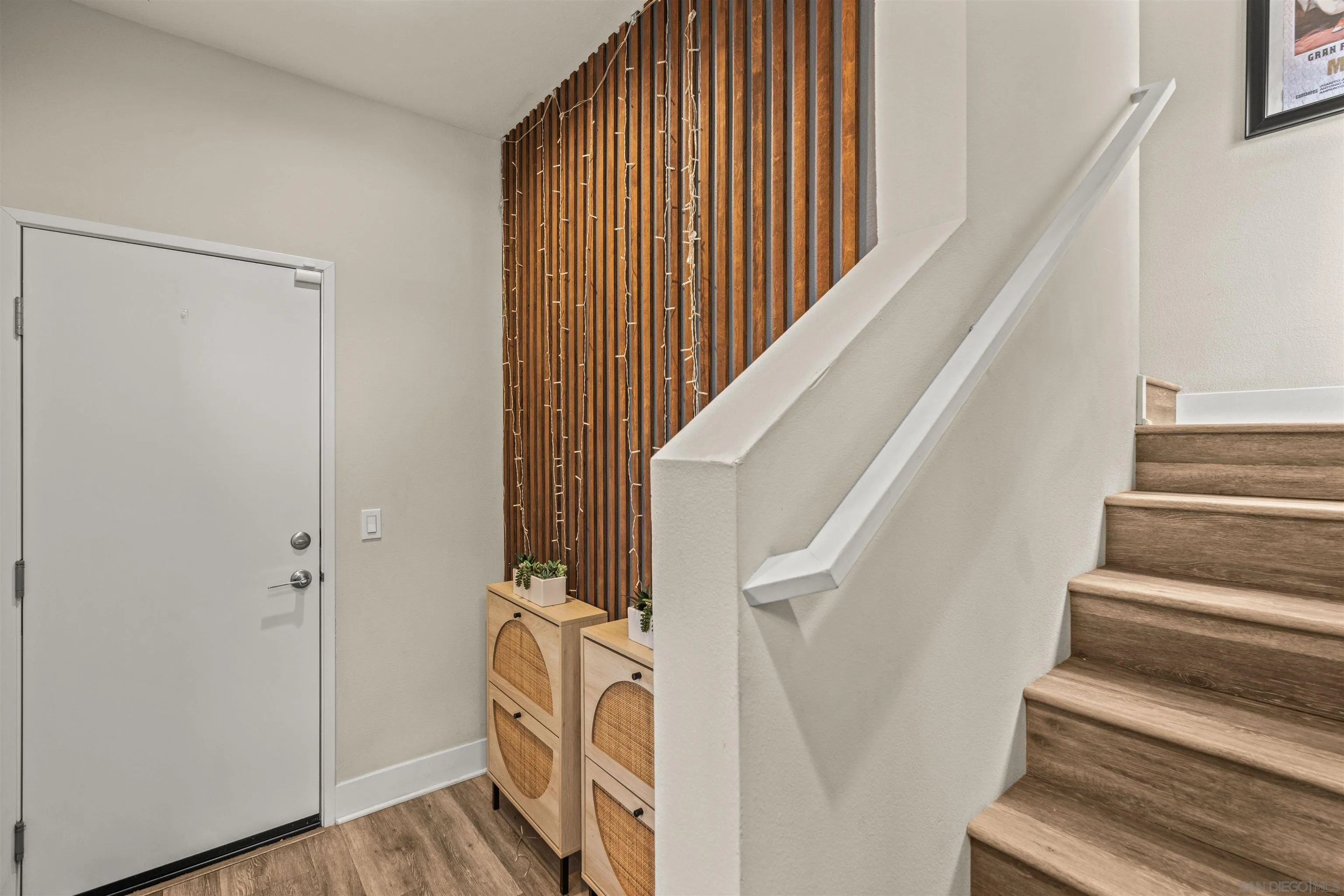 2126 Celestial Way, #4, Chula Vista, CA 91915 2126 Celestial Way, #4, Chula Vista, CA 91915
