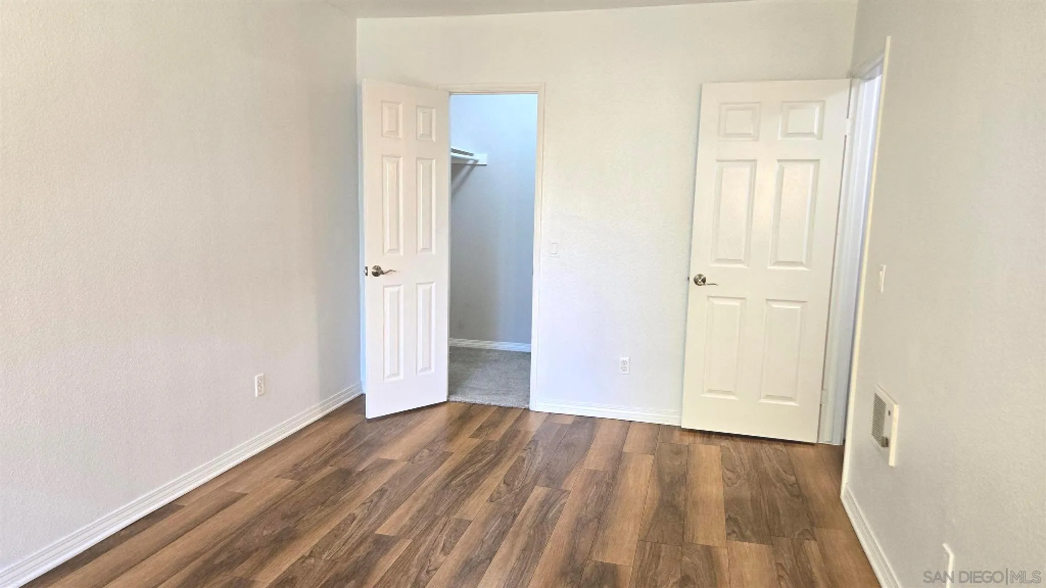 https://cdn.realtyfeed.com/cdn/127/260025791/25d924442c39dc0a02bb99ccac05e942.webp