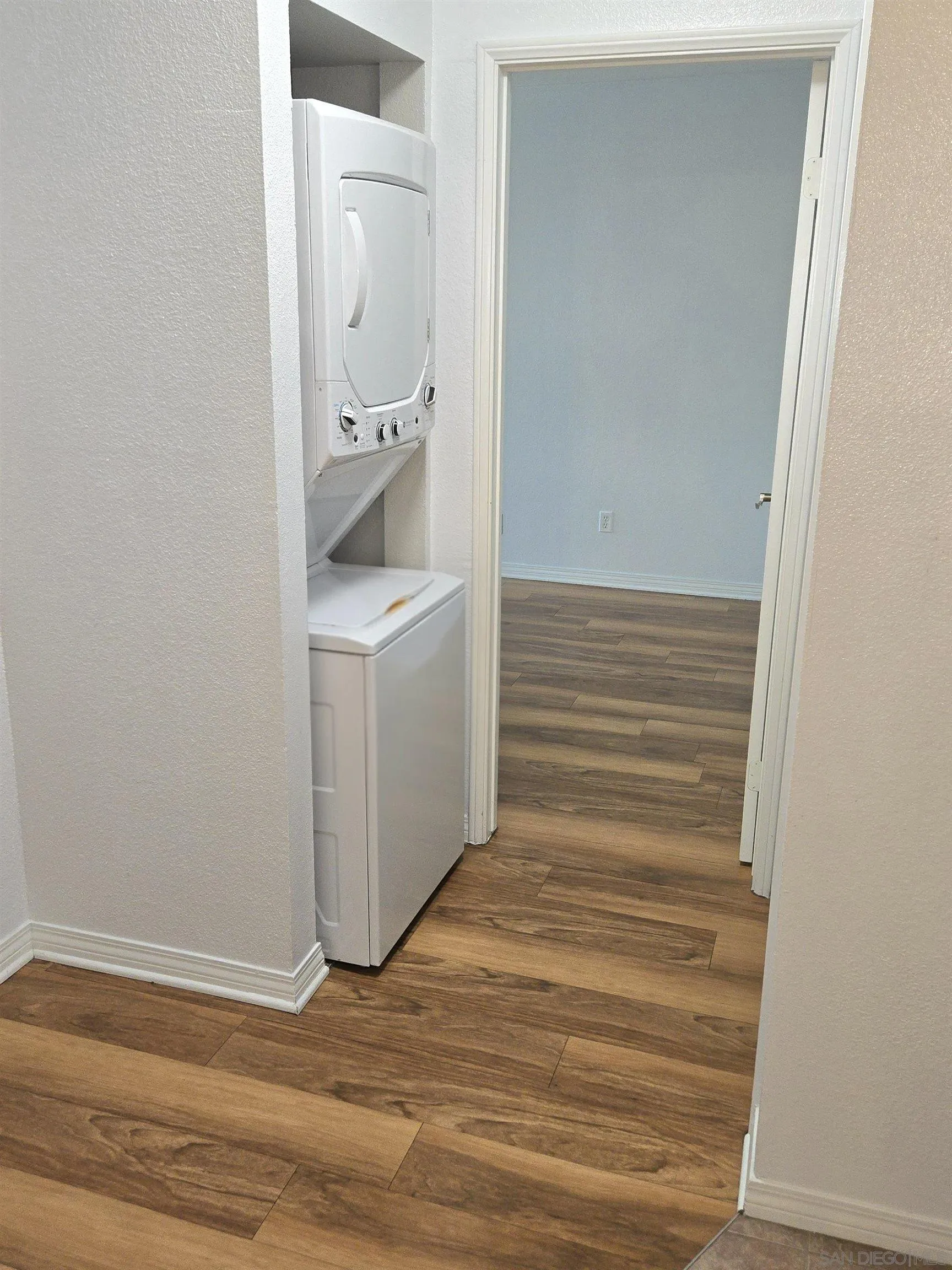 2940 Alta View Dr, #F203, San Diego, CA 92139 2940 Alta View Dr, #F203, San Diego, CA 92139