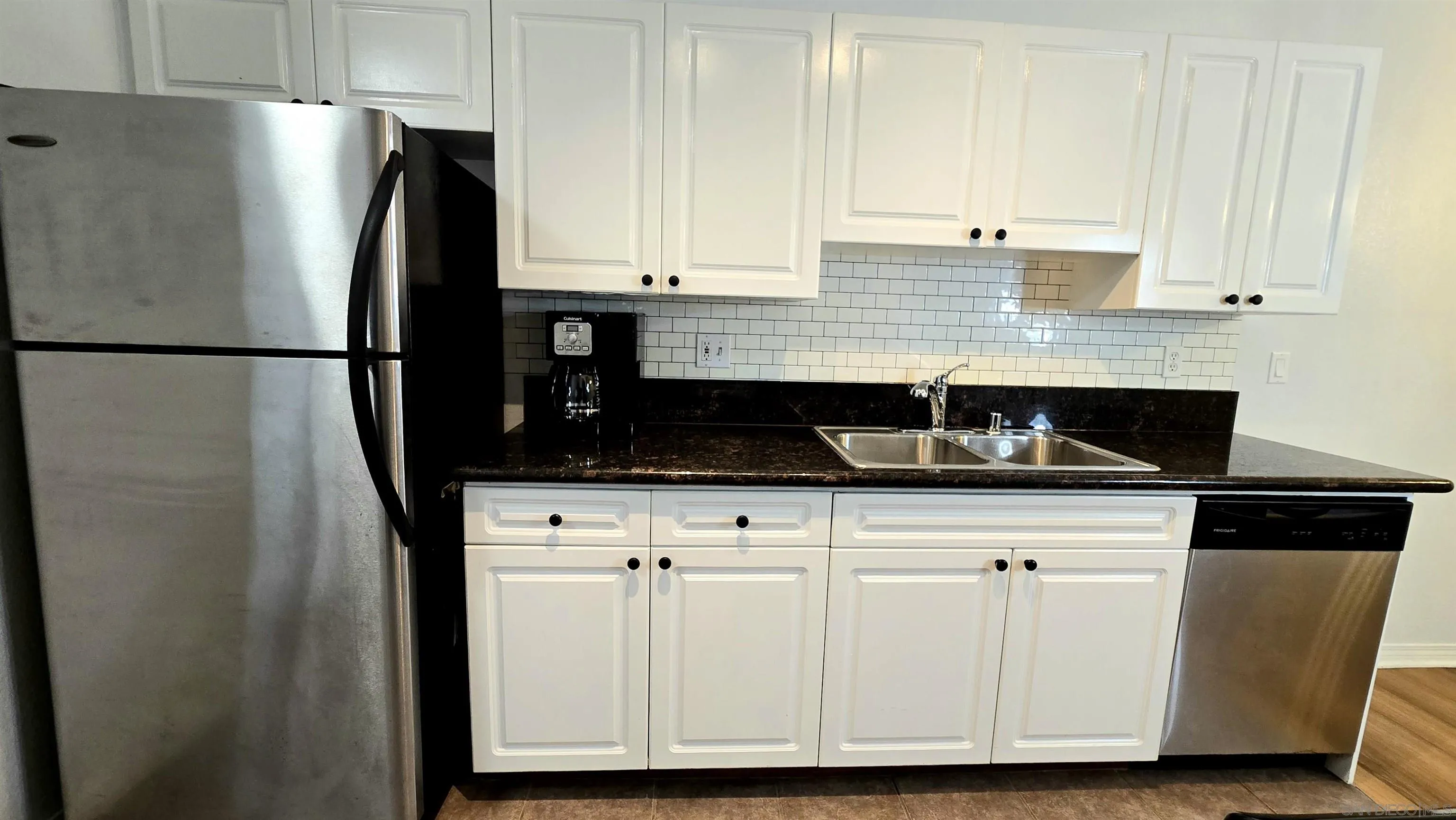 2940 Alta View Dr, #F203, San Diego, CA 92139 2940 Alta View Dr, #F203, San Diego, CA 92139