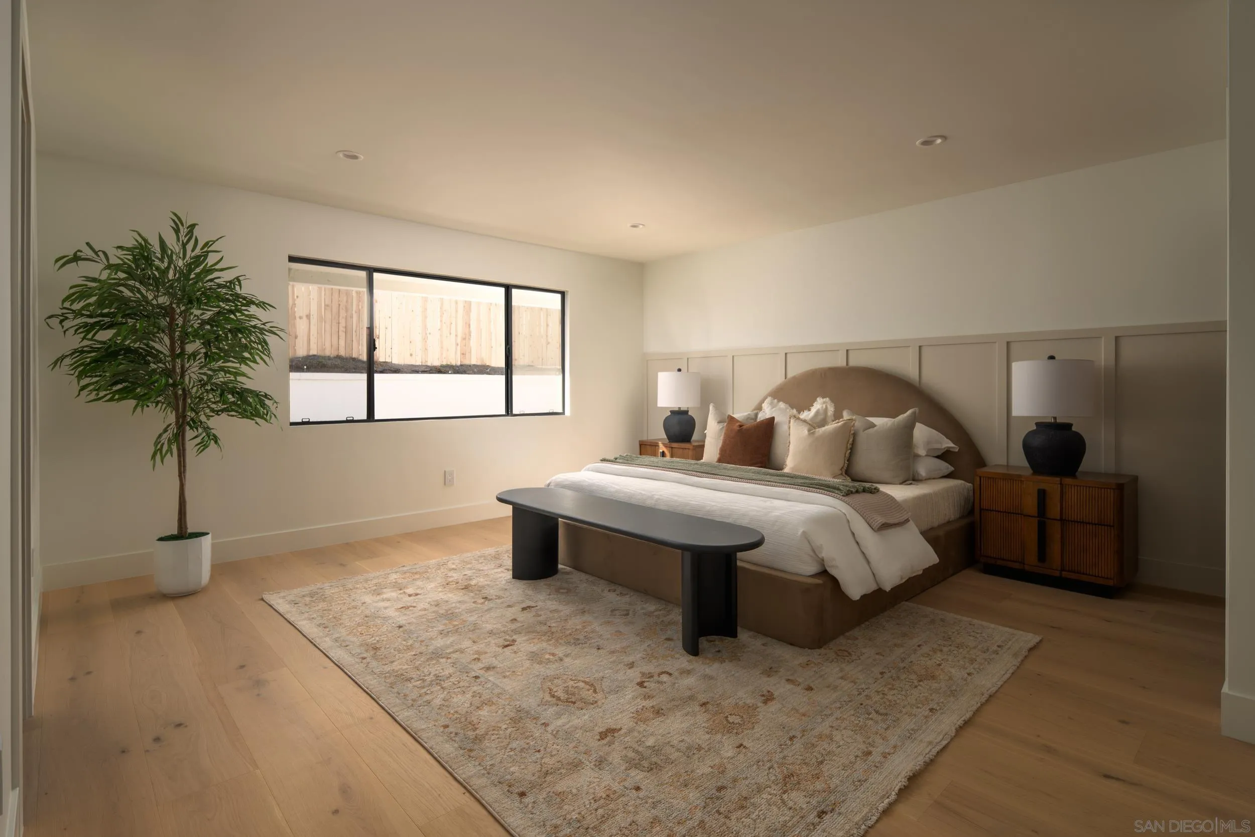 3013 Woodford Drive, La Jolla, CA 92037