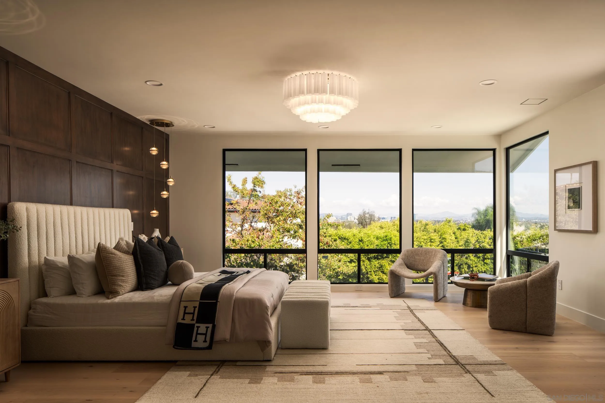3013 Woodford Drive, La Jolla, CA 92037
