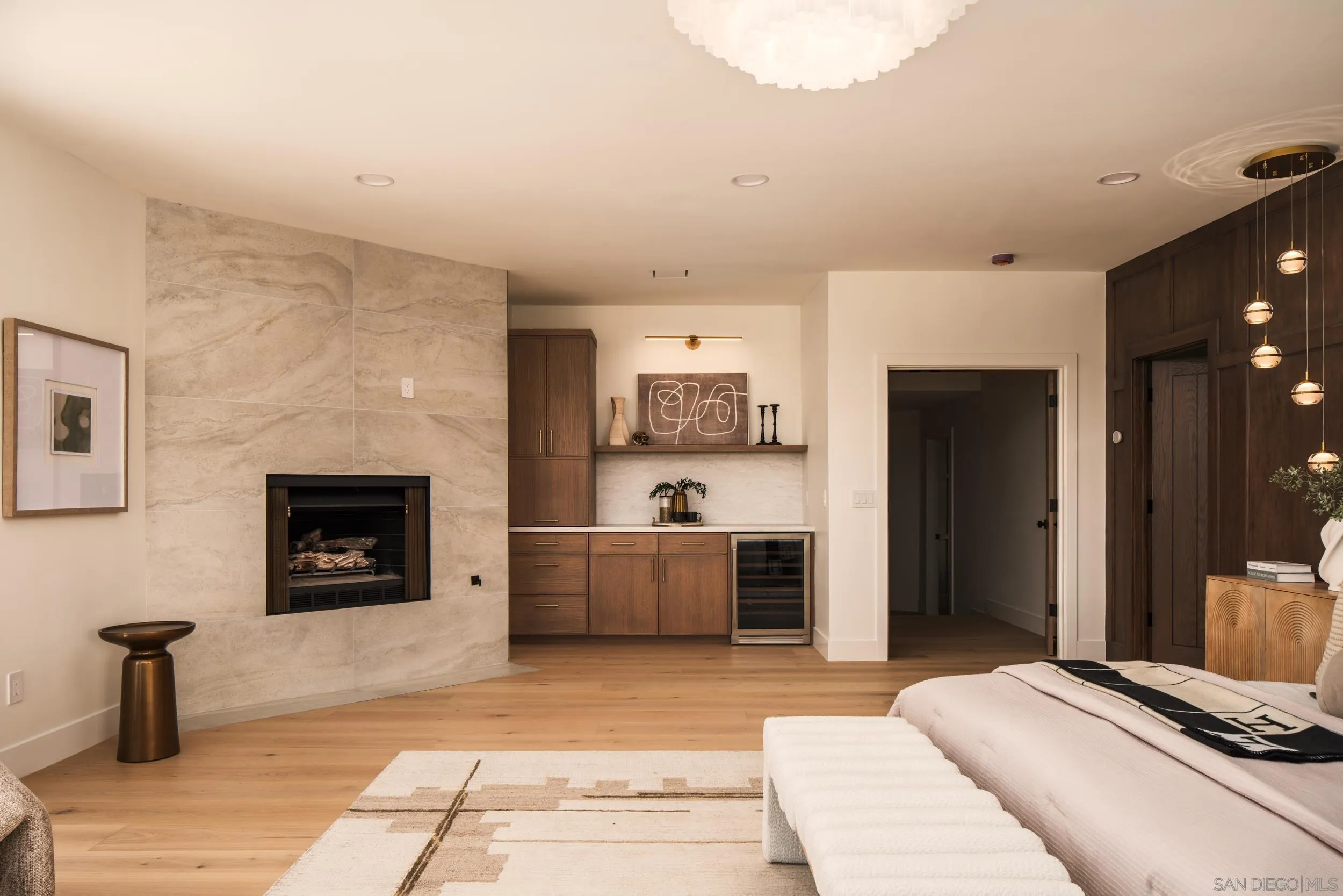 3013 Woodford Drive, La Jolla, CA 92037