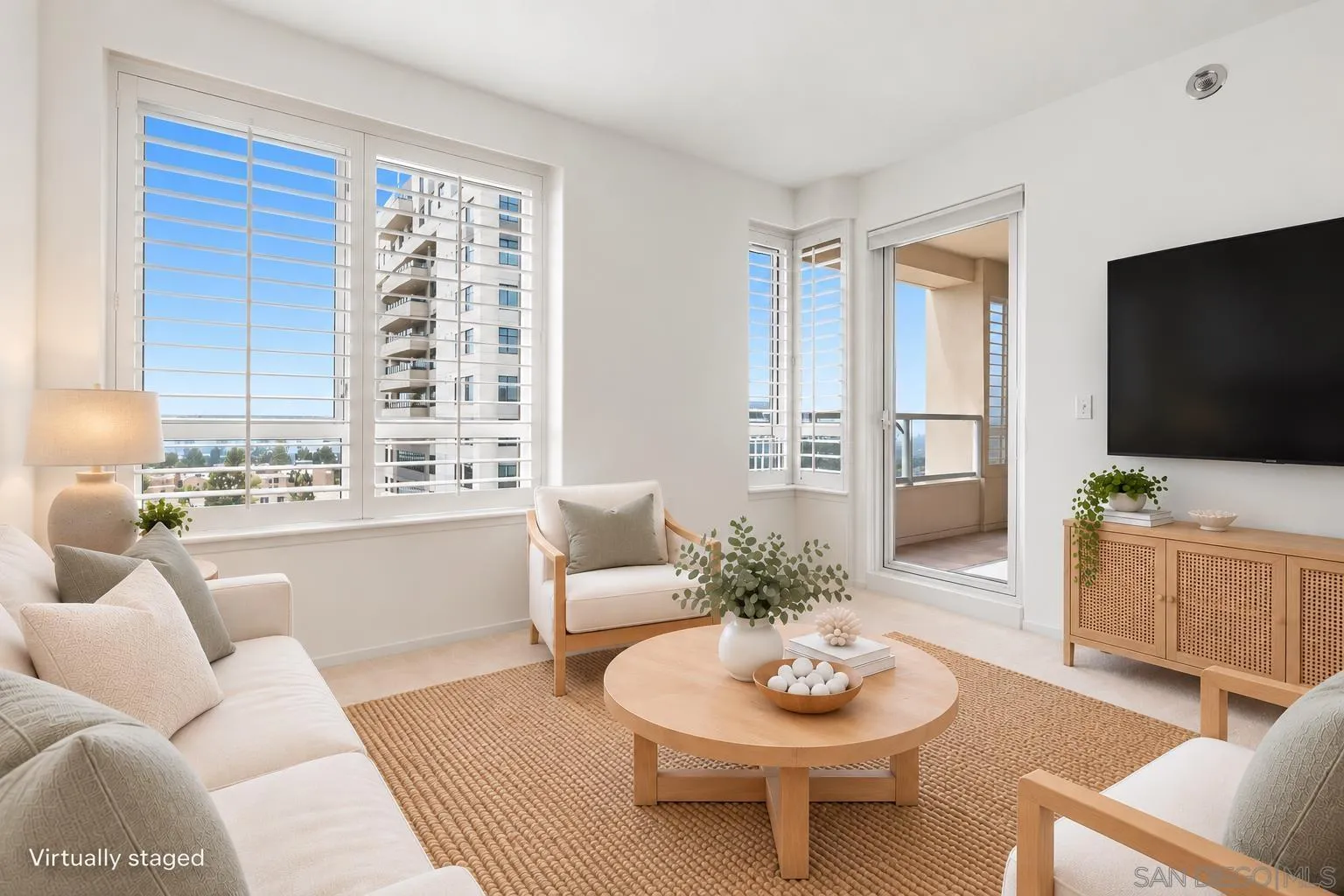 https://cdn.realtyfeed.com/cdn/127/260025799/8d90a7d2b6f0fc4cc79468221f48ffde.webp