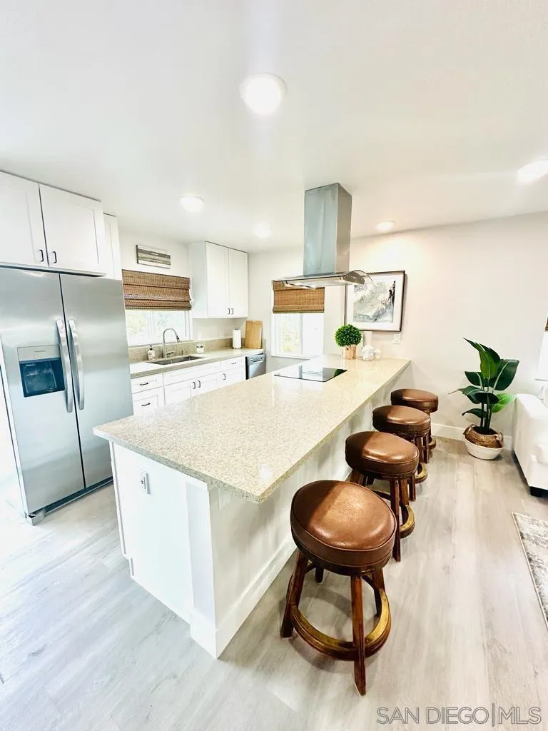 https://cdn.realtyfeed.com/cdn/127/260025815/f6ba3f67f8be36ceb30b54df2dc97dfd.webp
