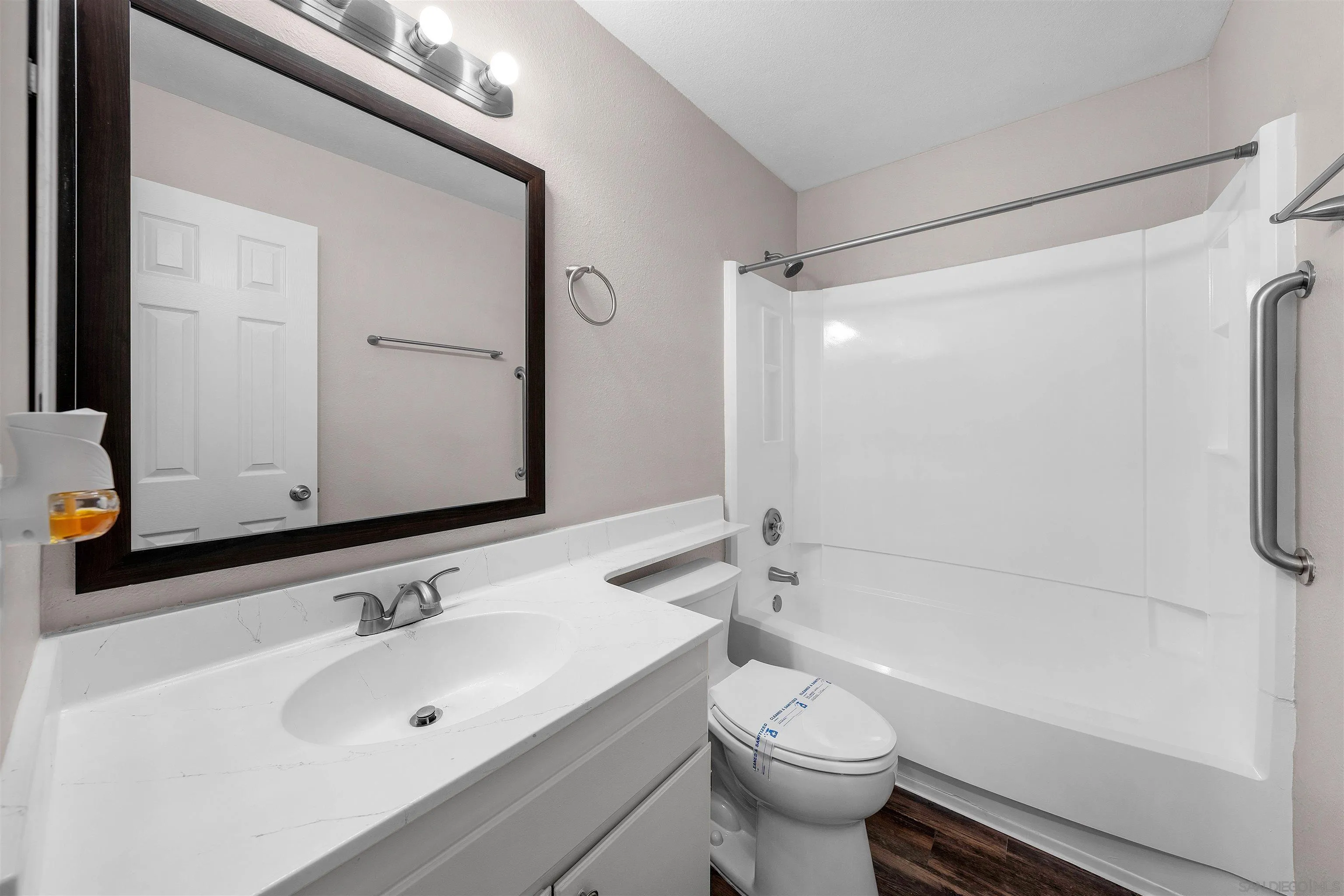 9135 Mast Blvd, Santee, CA 92071 9135 Mast Blvd, Santee, CA 92071