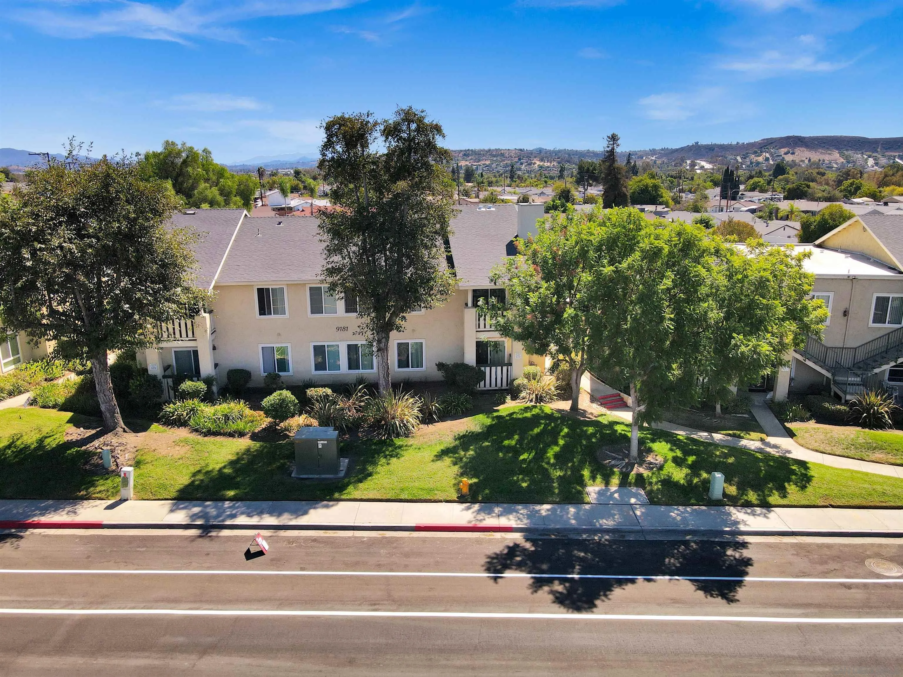 9135 Mast Blvd, Santee, CA 92071