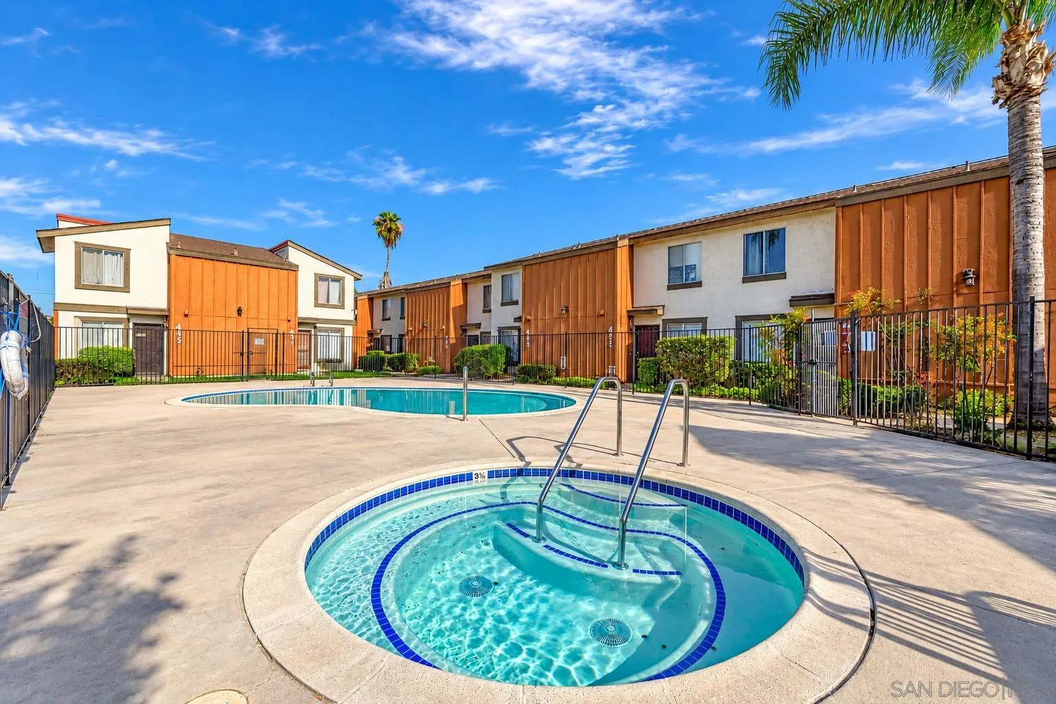 https://cdn.realtyfeed.com/cdn/127/260025824/525fb734eaa6b3b9291c3dbb87fd2c87.webp