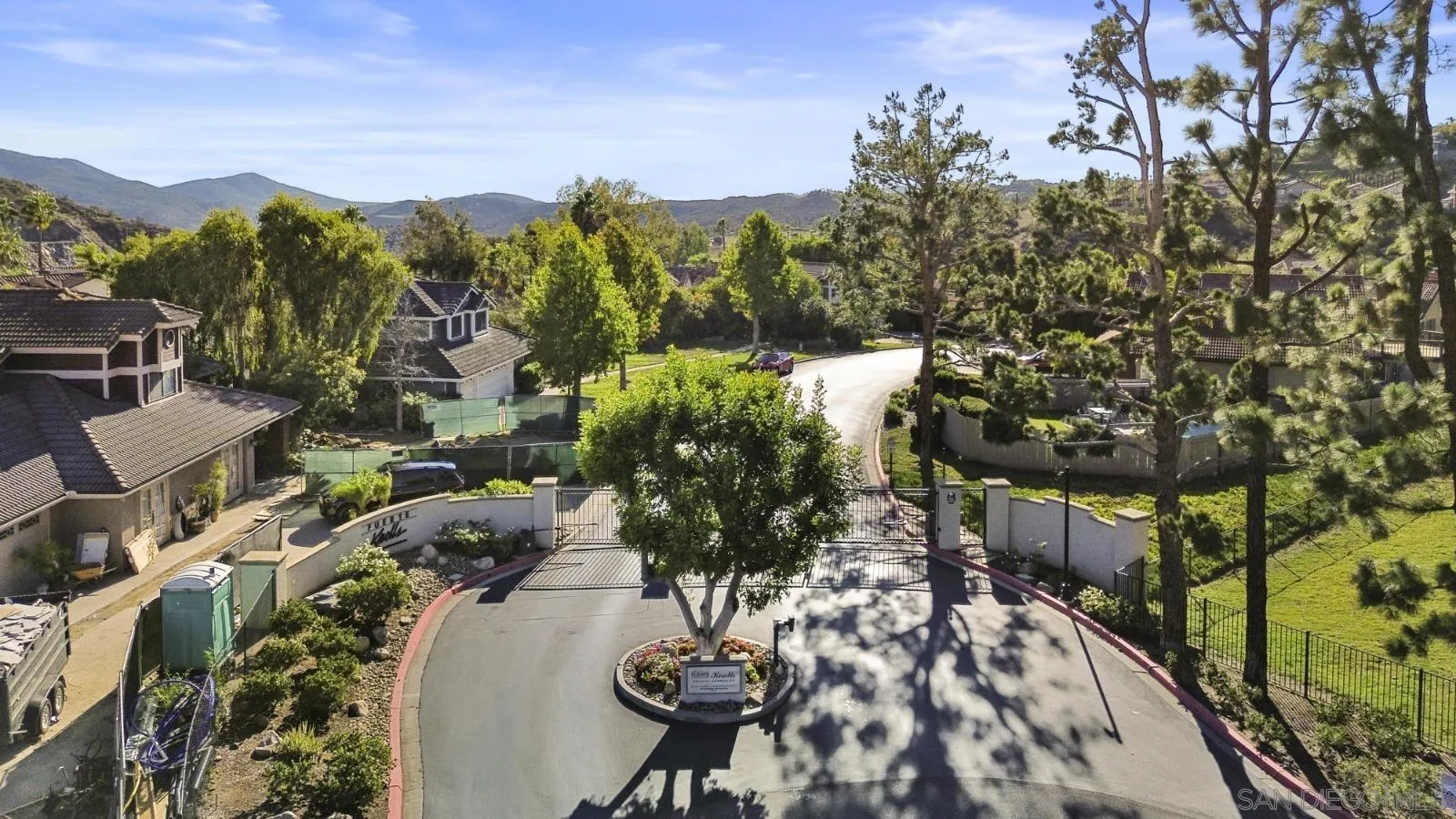 1109 Sundale, El Cajon, CA 92019 1109 Sundale, El Cajon, CA 92019