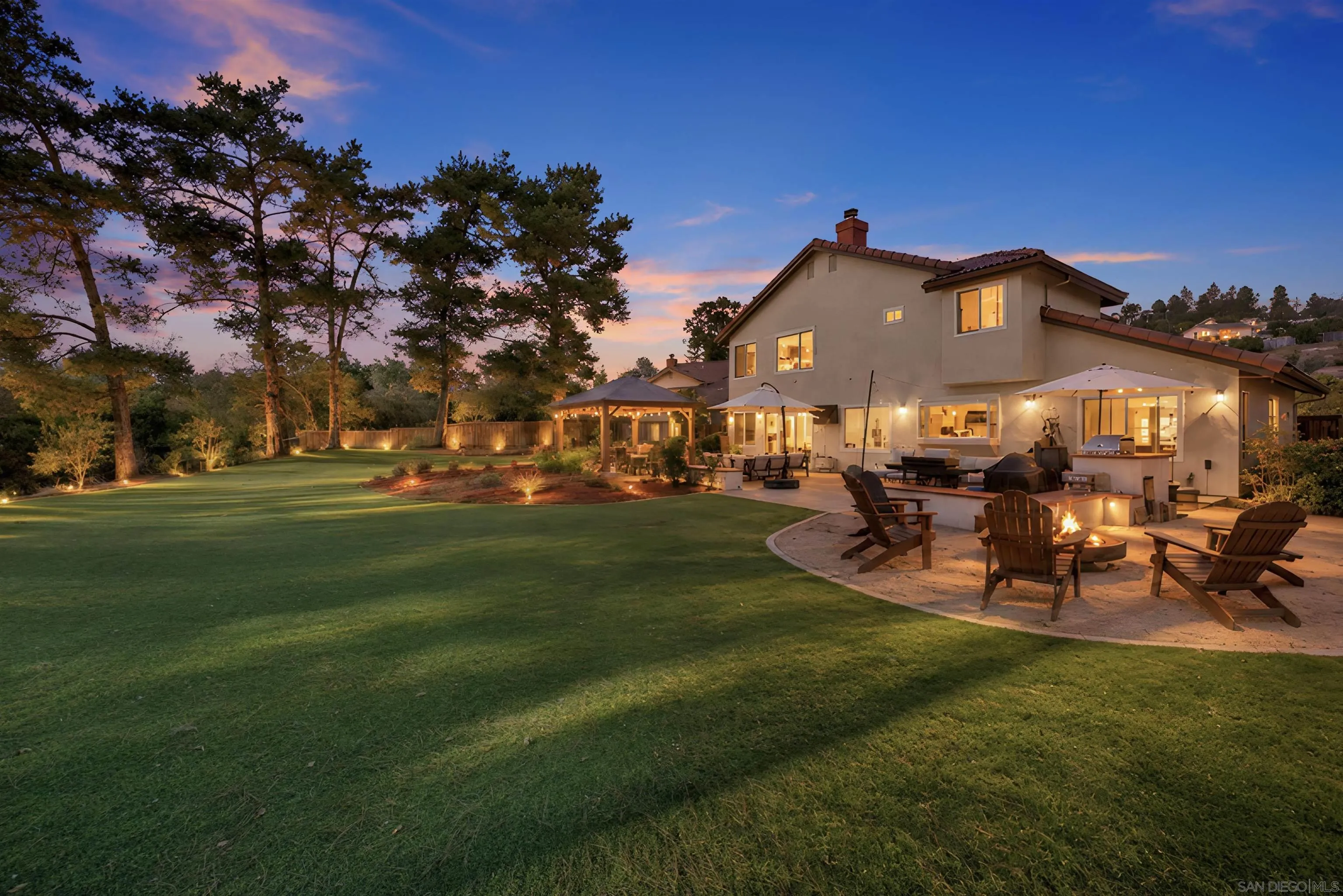 1109 Sundale, El Cajon, CA 92019 1109 Sundale, El Cajon, CA 92019