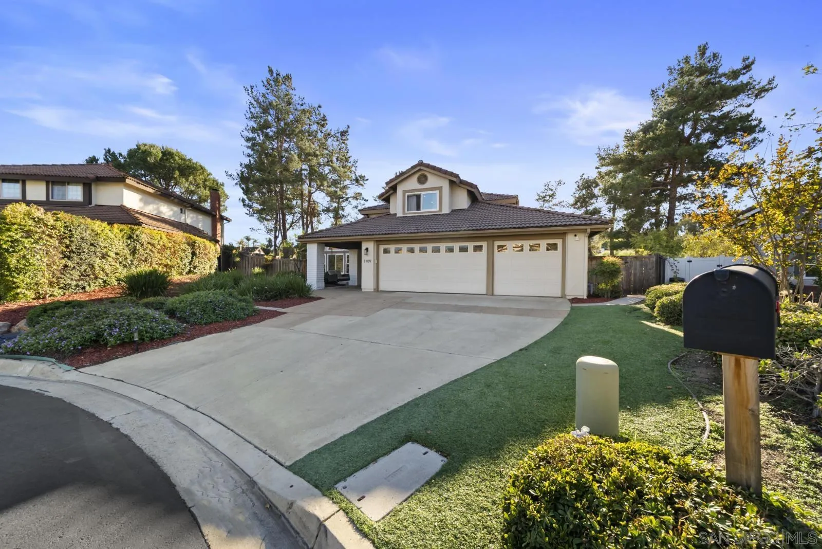 1109 Sundale, El Cajon, CA 92019 1109 Sundale, El Cajon, CA 92019