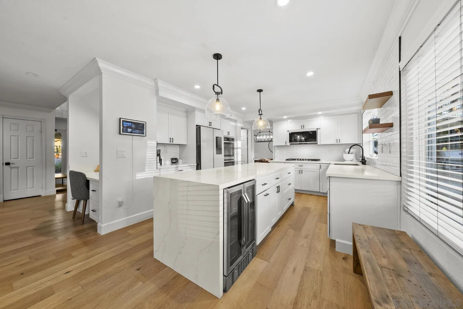 1109 Sundale, El Cajon, CA 92019 1109 Sundale, El Cajon, CA 92019