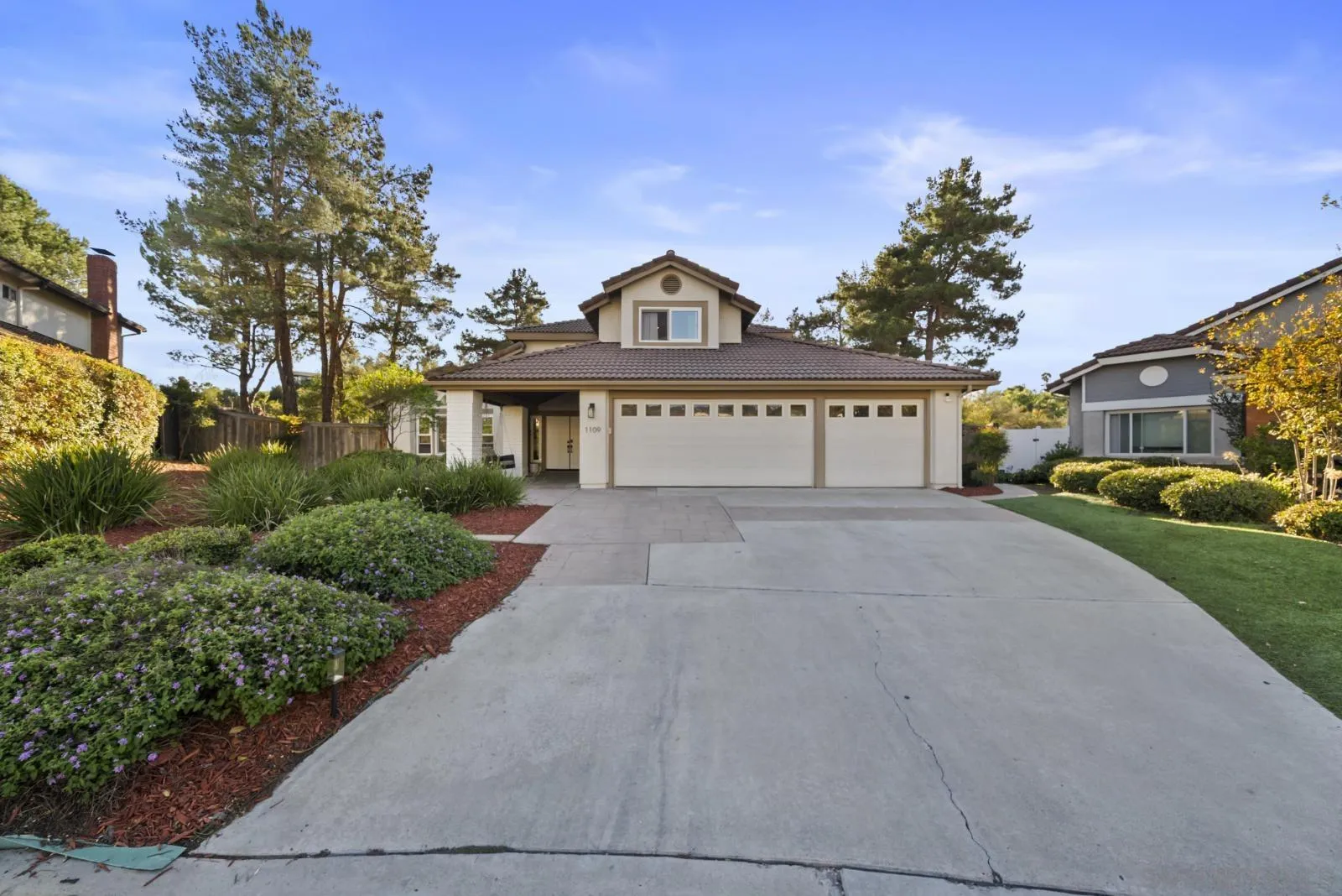 1109 Sundale, El Cajon, CA 92019 1109 Sundale, El Cajon, CA 92019