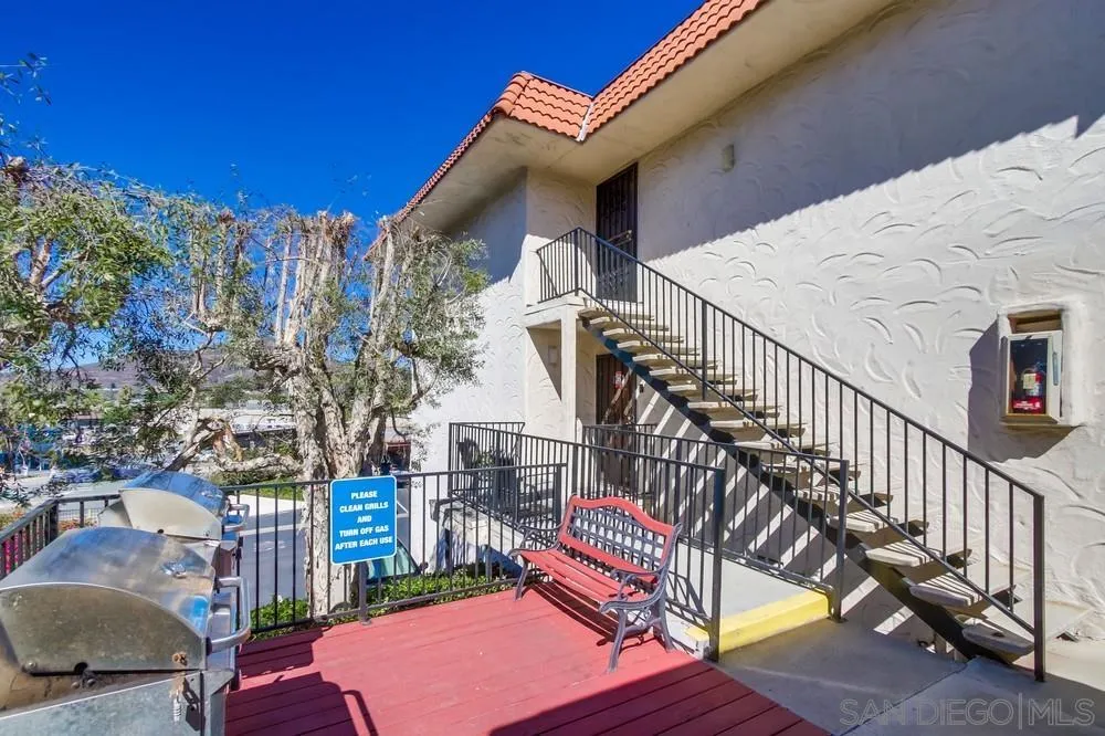 8609 Lake Murray Blvd, #7, San Diego, CA 92119