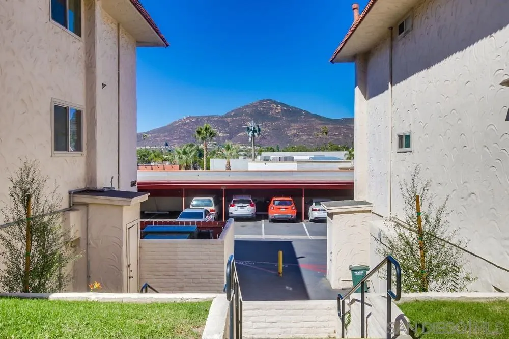 8609 Lake Murray Blvd, #7, San Diego, CA 92119