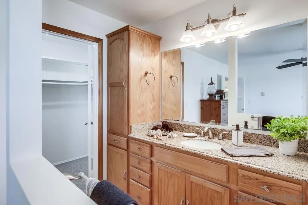 8609 Lake Murray Blvd, #7, San Diego, CA 92119