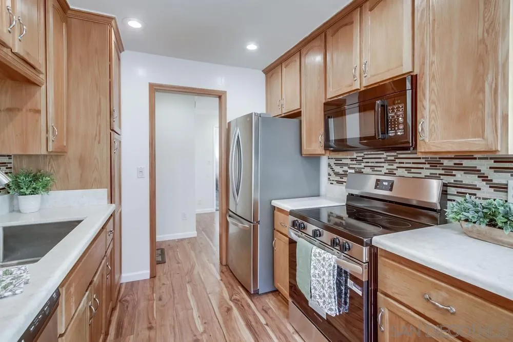8609 Lake Murray Blvd, #7, San Diego, CA 92119