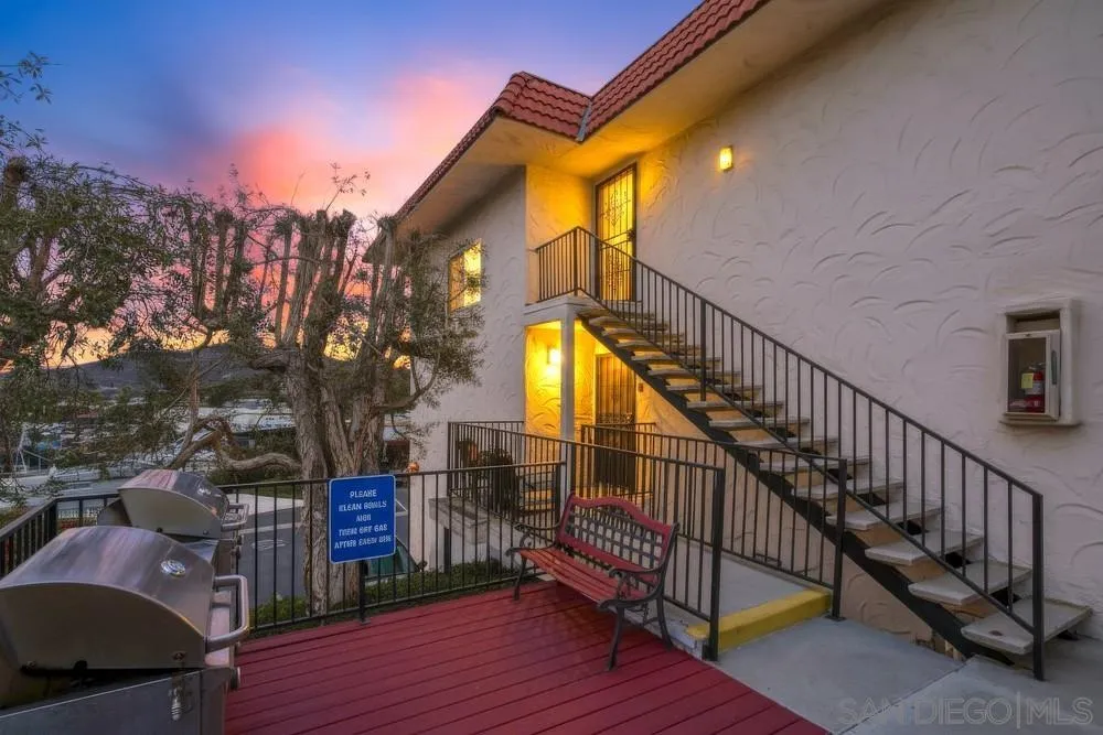 8609 Lake Murray Blvd, #7, San Diego, CA 92119